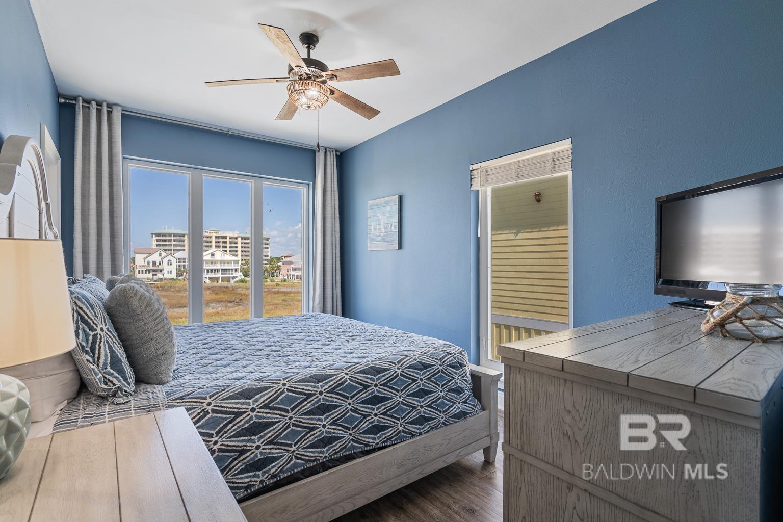 1402 W Dune Drive, Gulf Shores, AL, 36542
