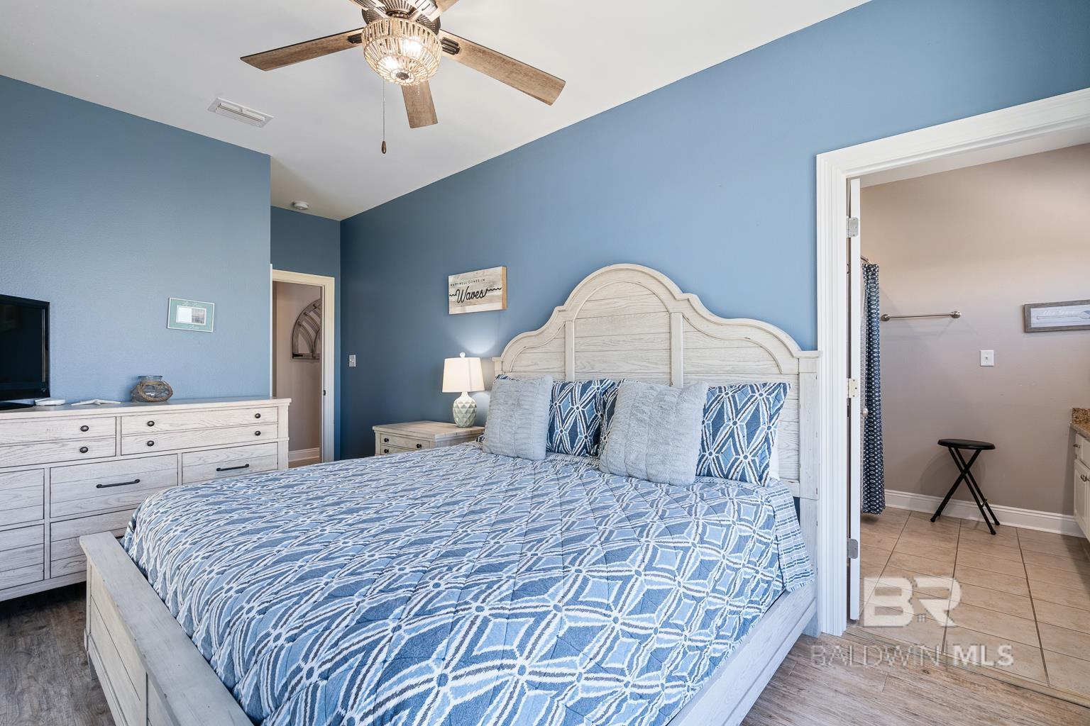 1402 W Dune Drive, Gulf Shores, AL, 36542