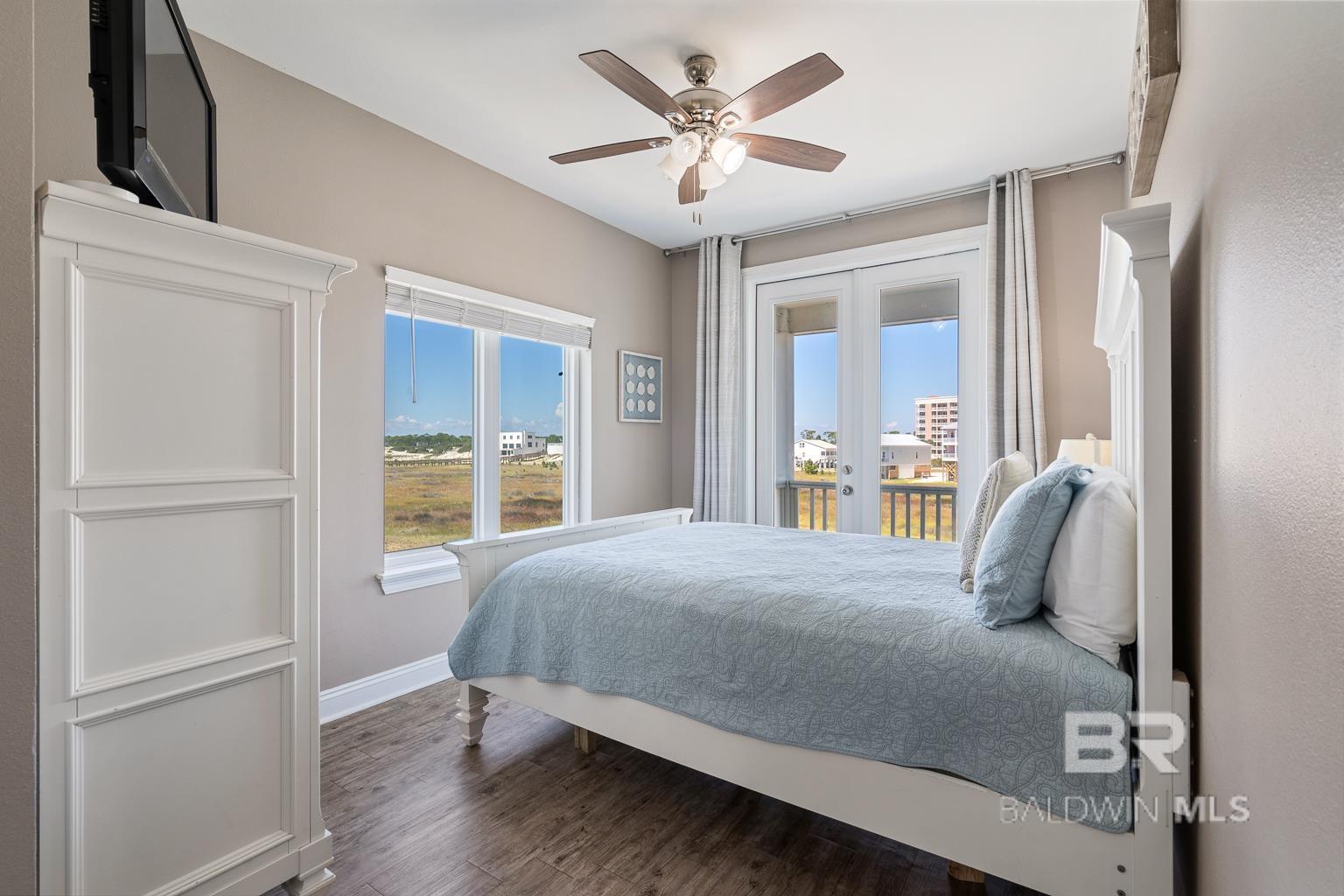 1402 W Dune Drive, Gulf Shores, AL, 36542
