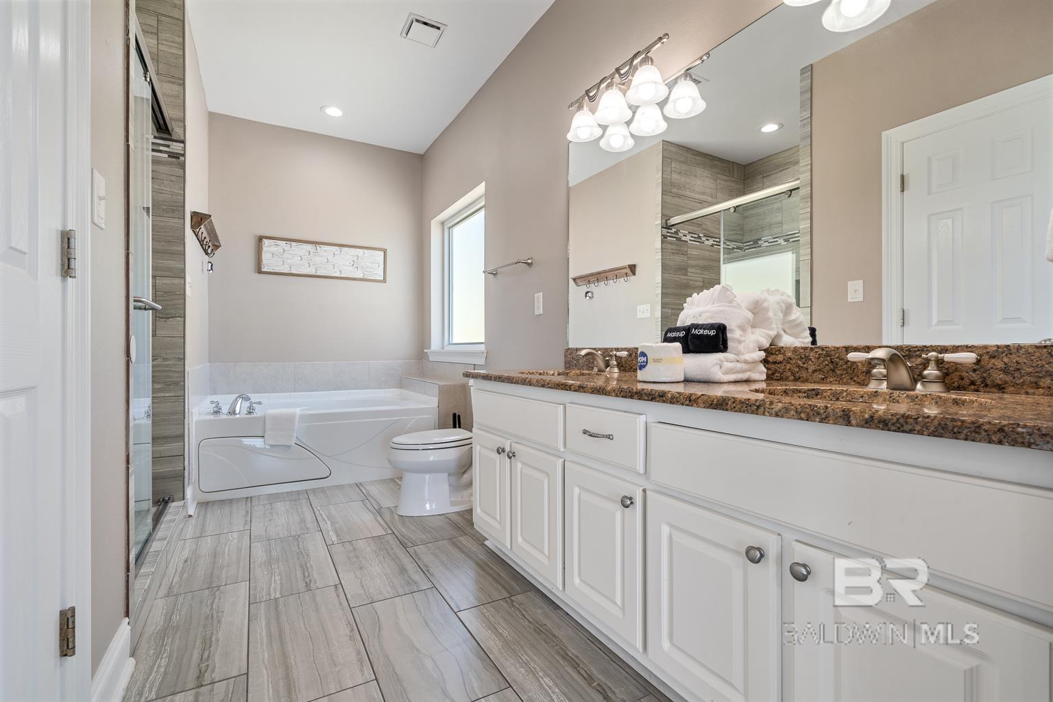 1402 W Dune Drive, Gulf Shores, AL, 36542