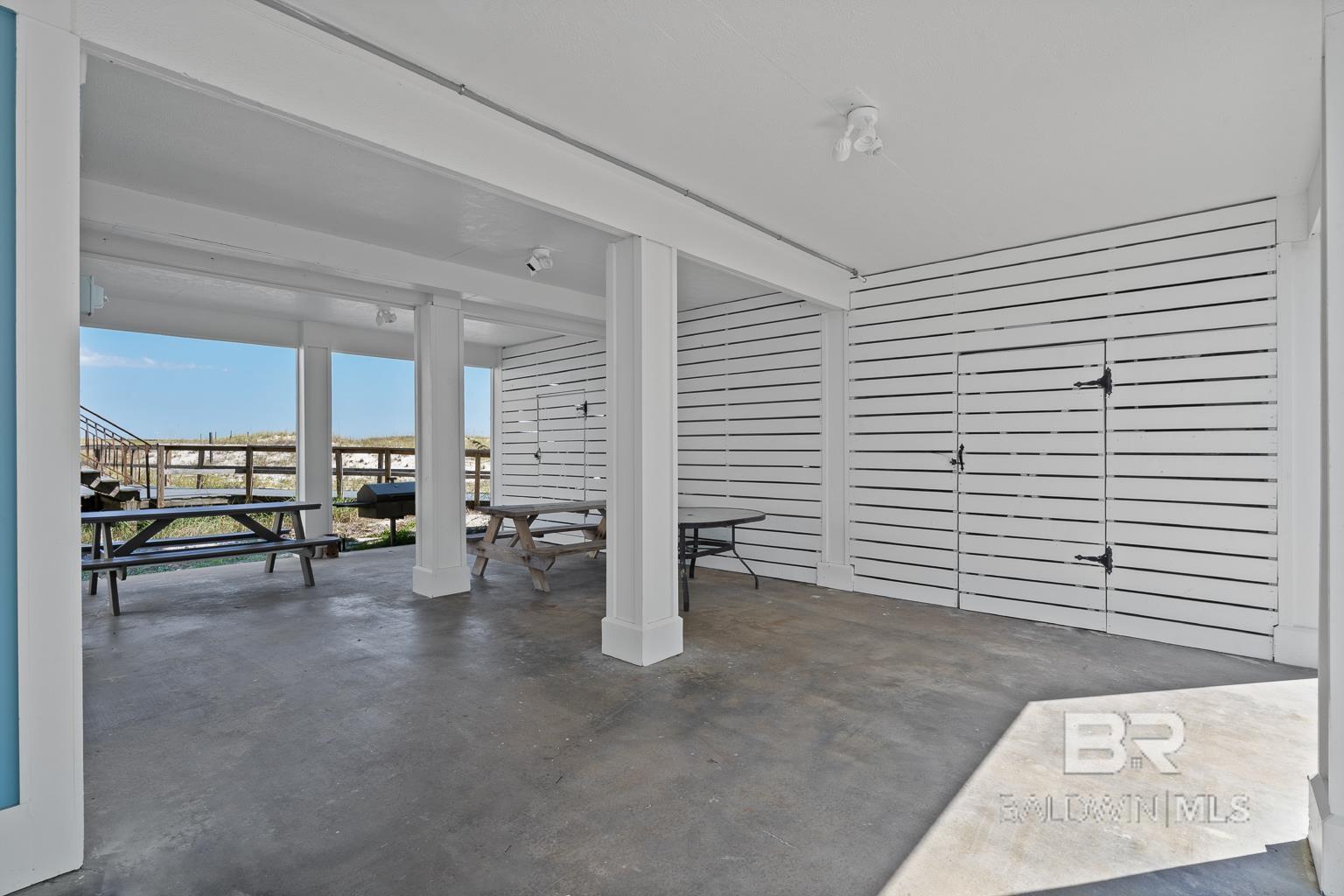 1402 W Dune Drive, Gulf Shores, AL, 36542
