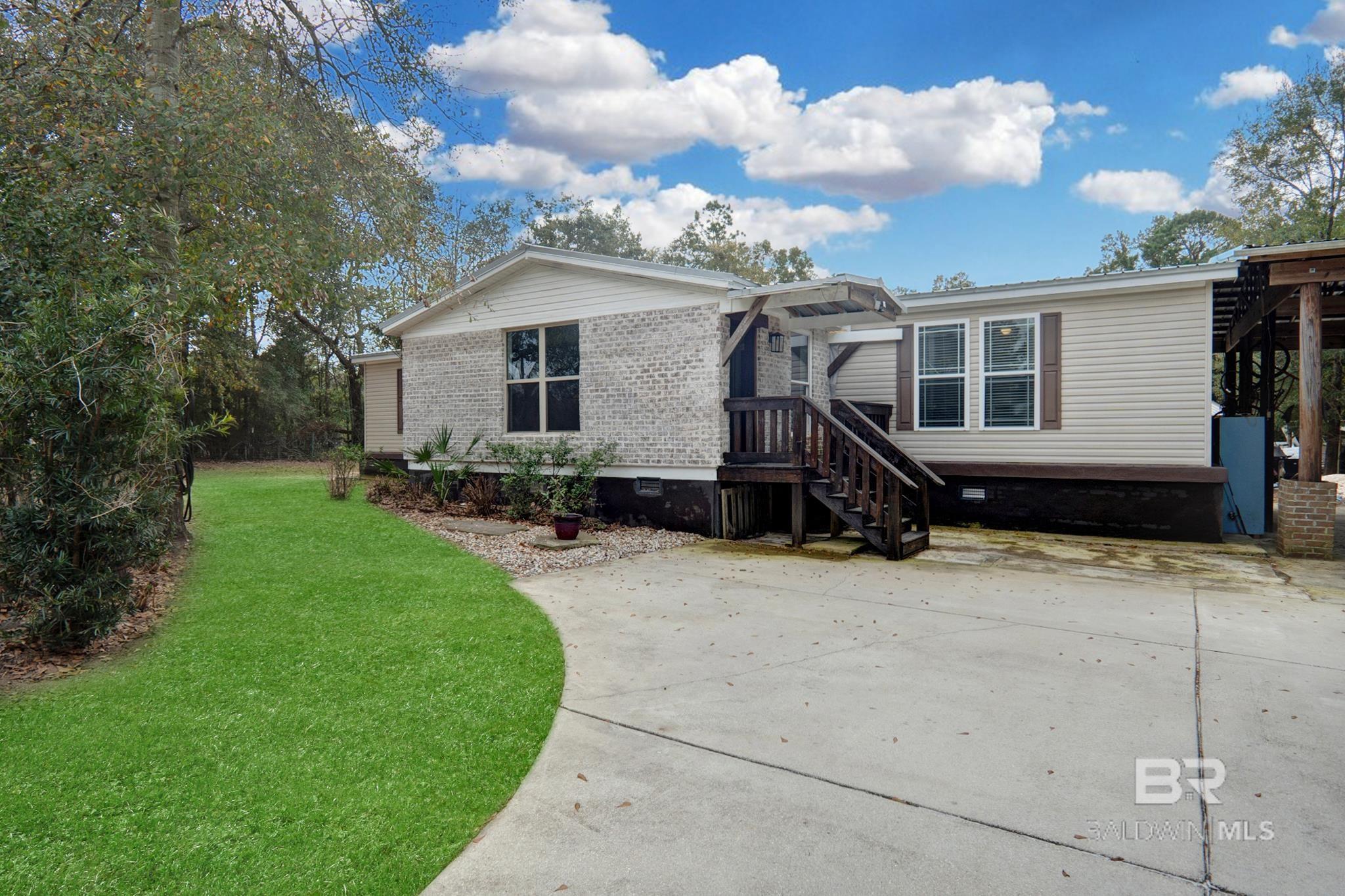 32578 W Carrier Drive, Lillian, AL, 36549