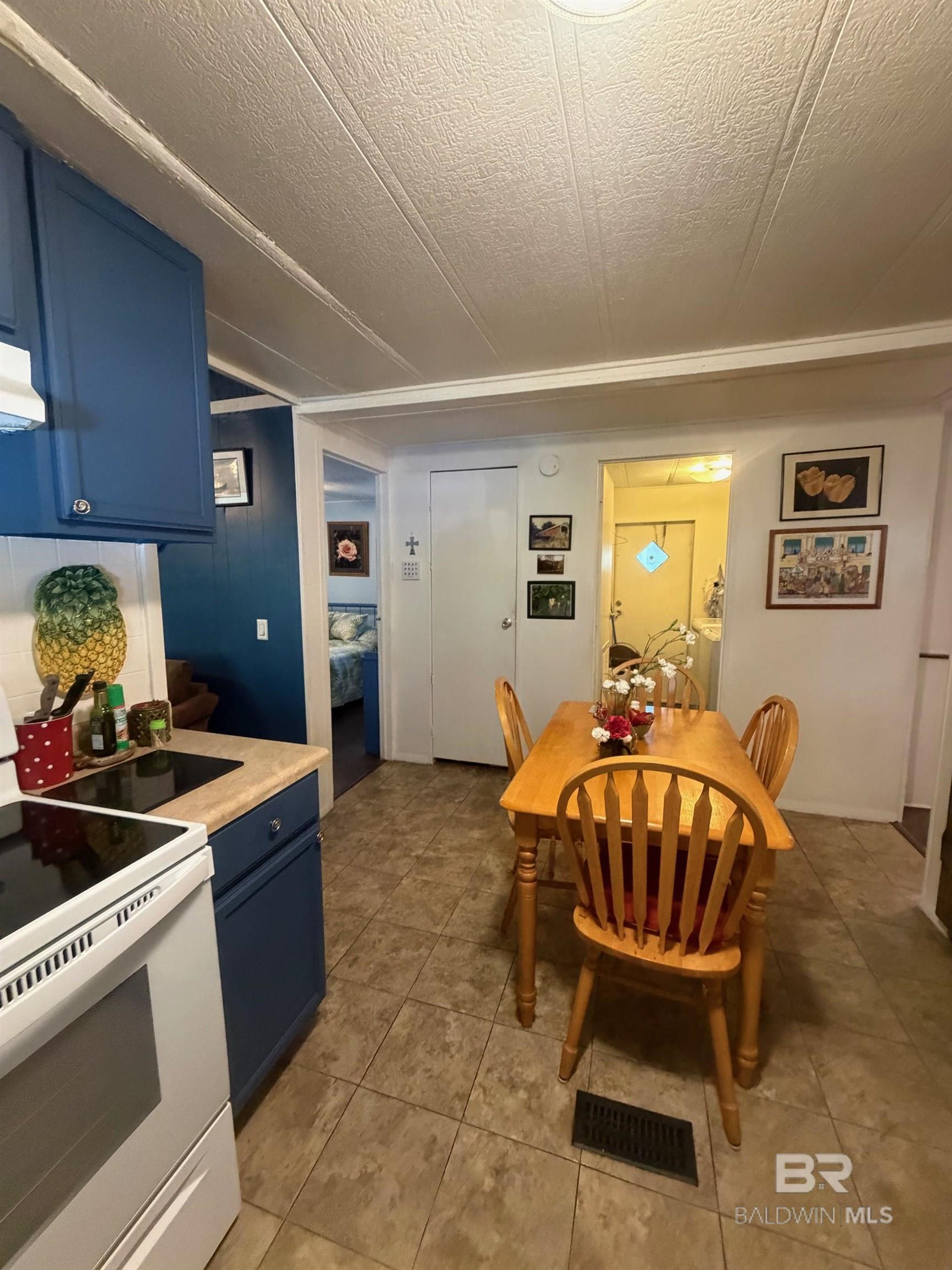 1430 Ridgewood Drive, Lillian, AL, 36549