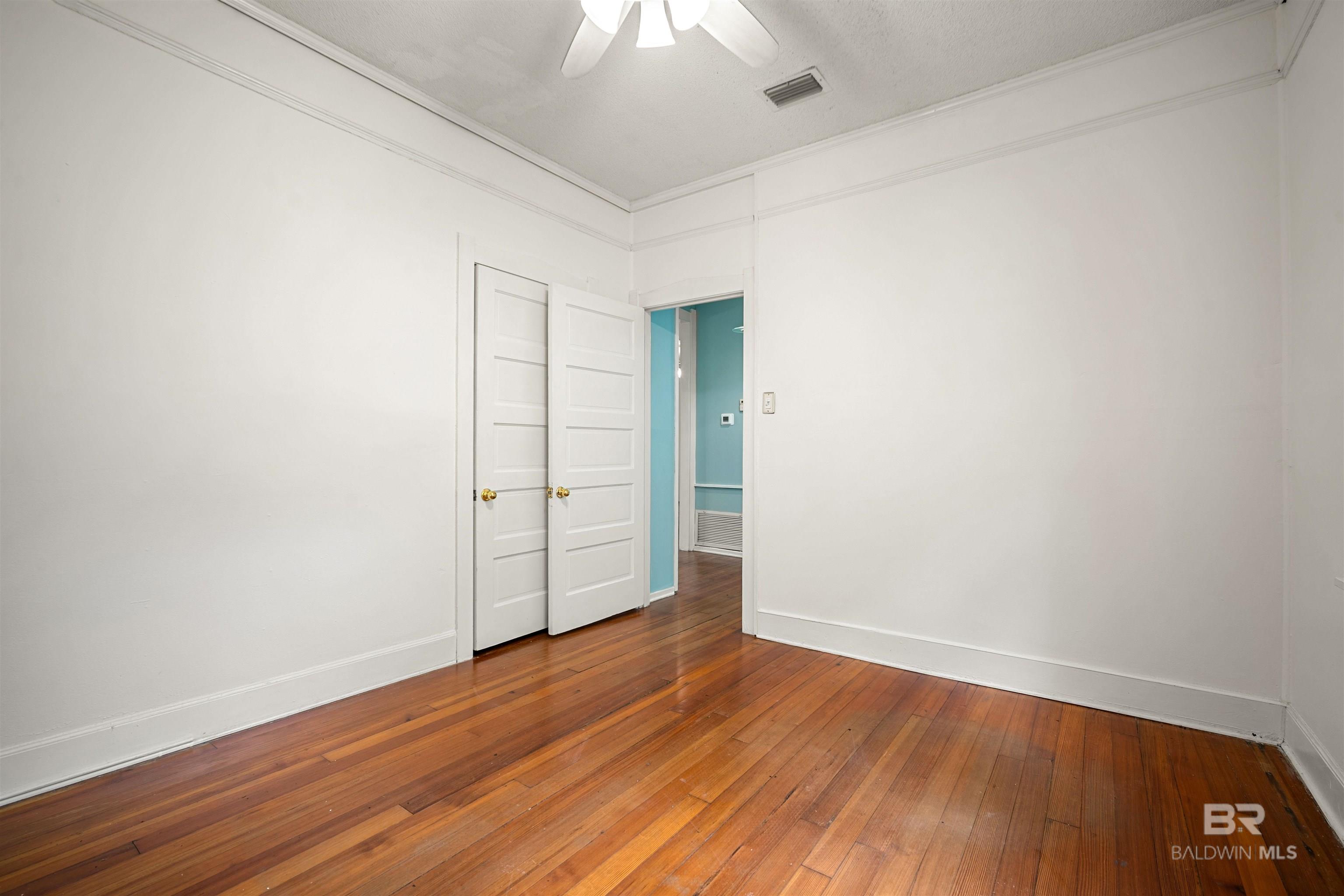 https://zimg.paragon.ice.com/ParagonImages/Property/PG/BCAR/392396/14/0/0/162f15be69780660963461c0646a9360/7/42bf2f3e4930583a85f818096503f3b1/392396-de19da99-5e58-4c85-b7cf-76324fb28def.JPG