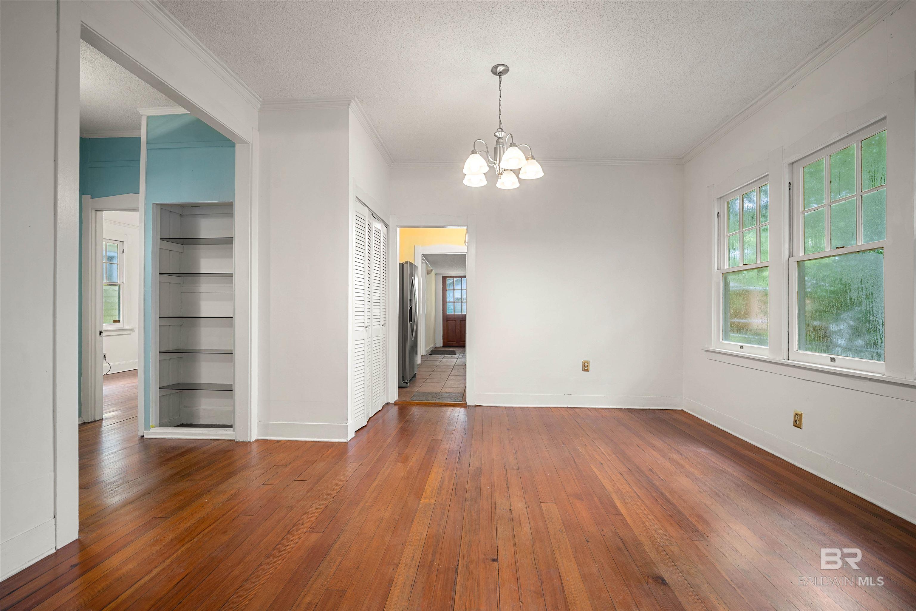 https://zimg.paragon.ice.com/ParagonImages/Property/PG/BCAR/392396/4/0/0/519a8adac59e3dade87272e569387e88/7/42bf2f3e4930583a85f818096503f3b1/392396-6e94fc8d-8cf0-44dd-a836-d16d1a92216d.JPG