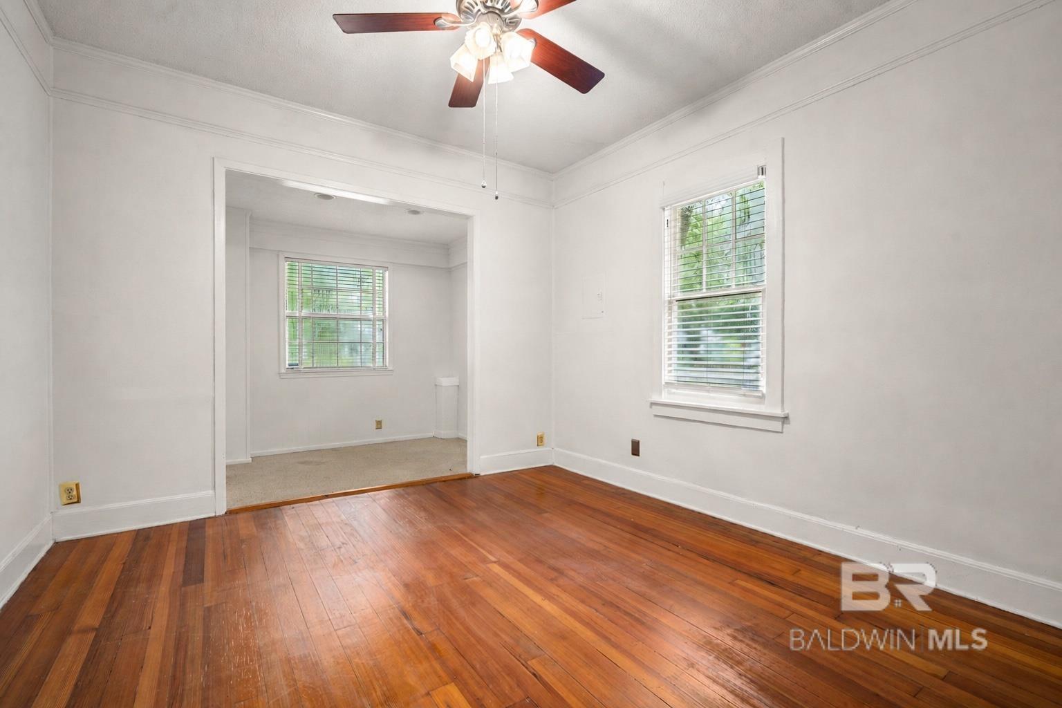 https://zimg.paragon.ice.com/ParagonImages/Property/PG/BCAR/392396/9/0/0/b1f0c2aa5d72b1a3449c58277070766e/7/42bf2f3e4930583a85f818096503f3b1/392396-fead629a-4ebb-4623-8eec-b671110ea52c.JPG