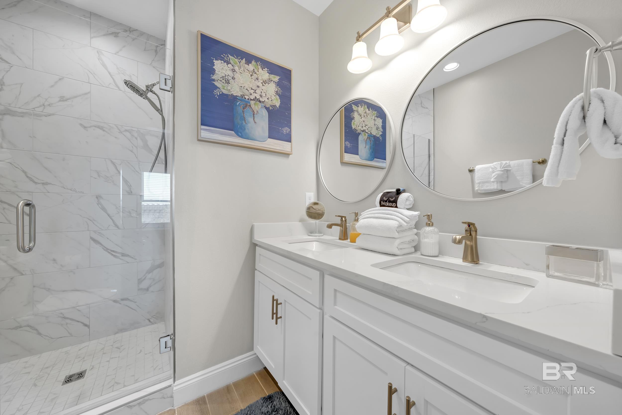 1261 W Lagoon Avenue, Gulf Shores, AL, 36542