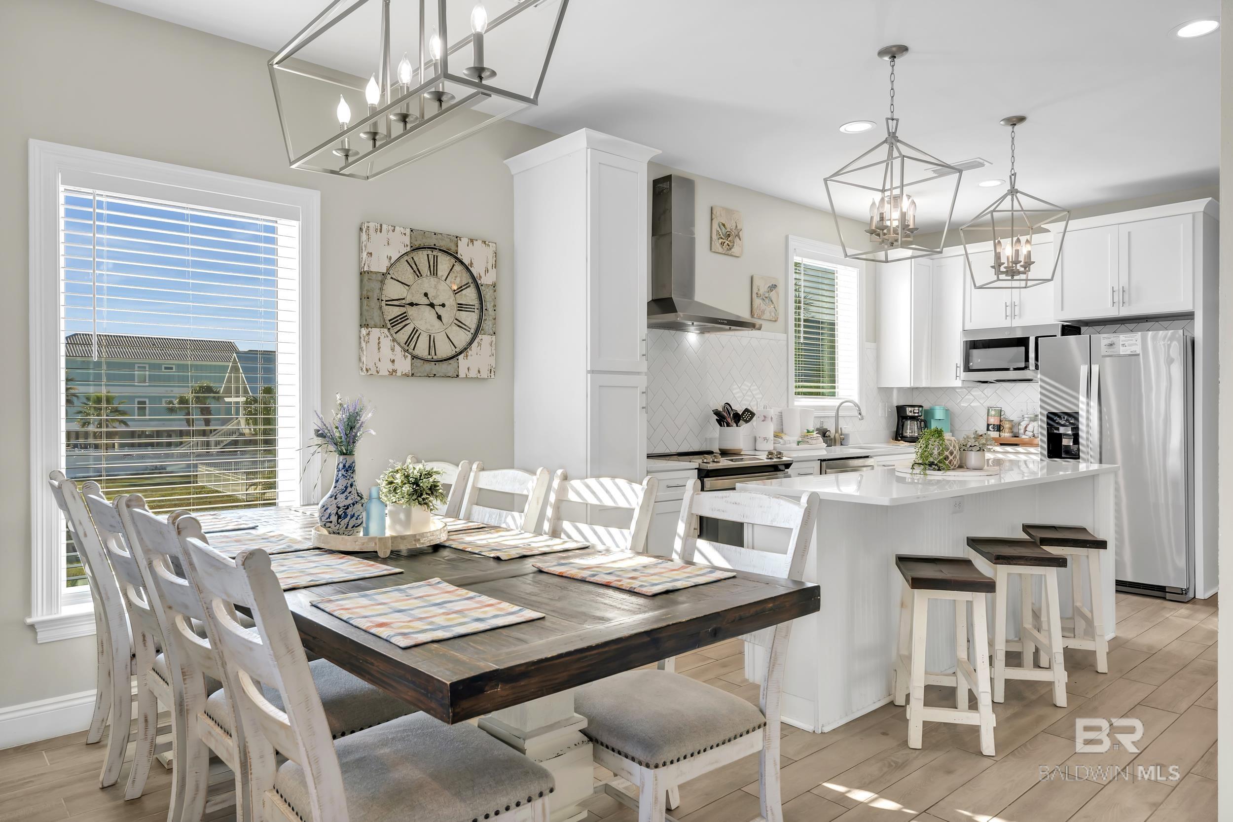 1261 W Lagoon Avenue, Gulf Shores, AL, 36542