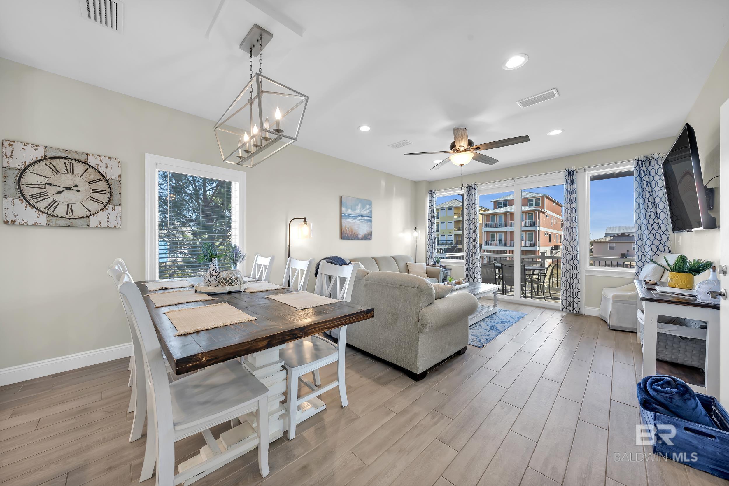 1261 W Lagoon Avenue, Gulf Shores, AL, 36542