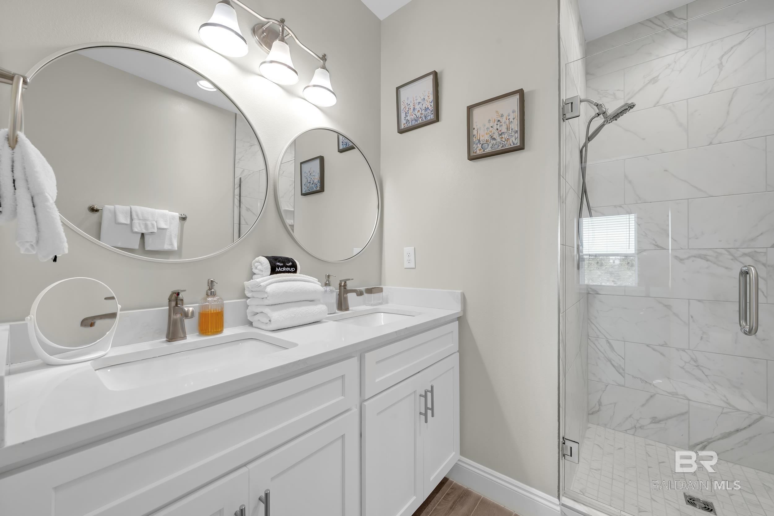 1261 W Lagoon Avenue, Gulf Shores, AL, 36542