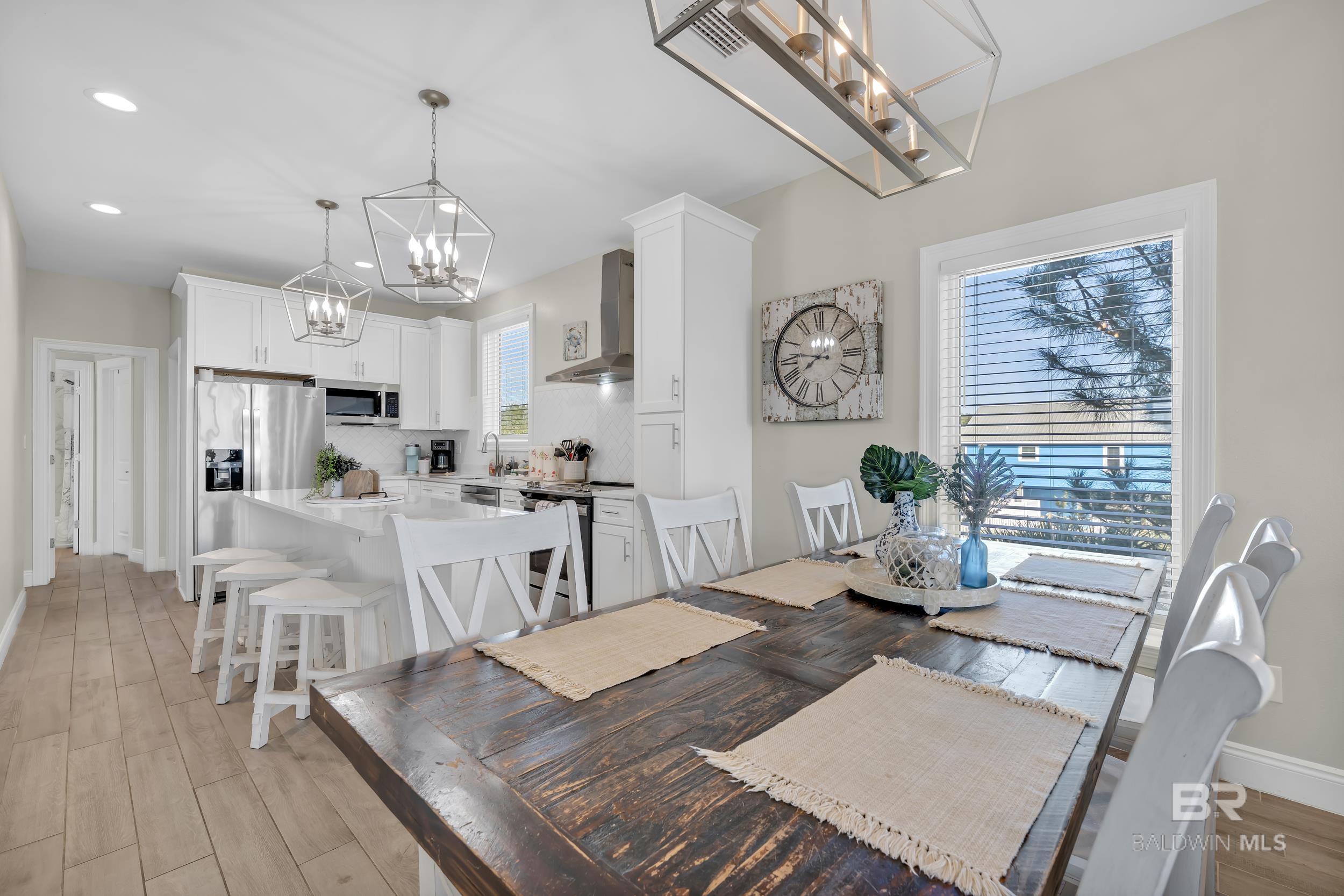 1261 W Lagoon Avenue, Gulf Shores, AL, 36542