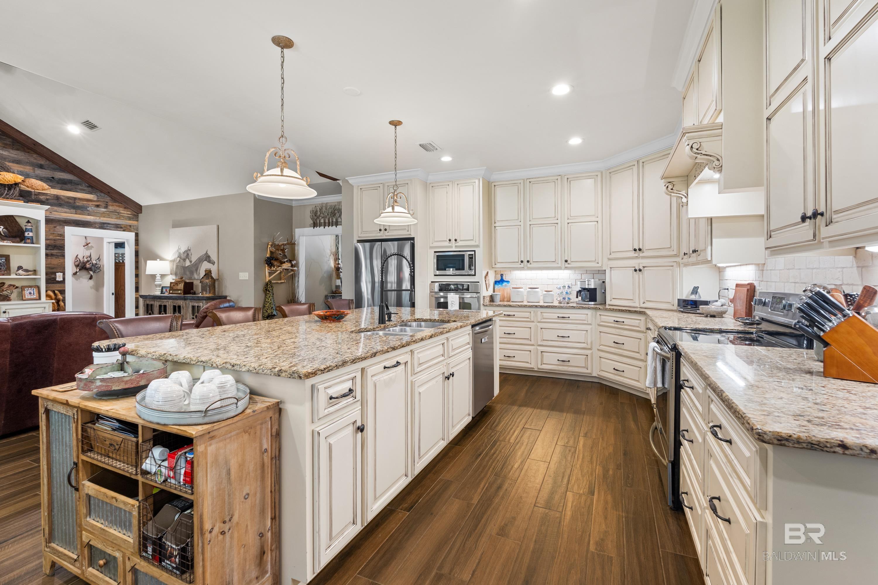 8593 Bay Pines Lane, Foley, AL, 36535