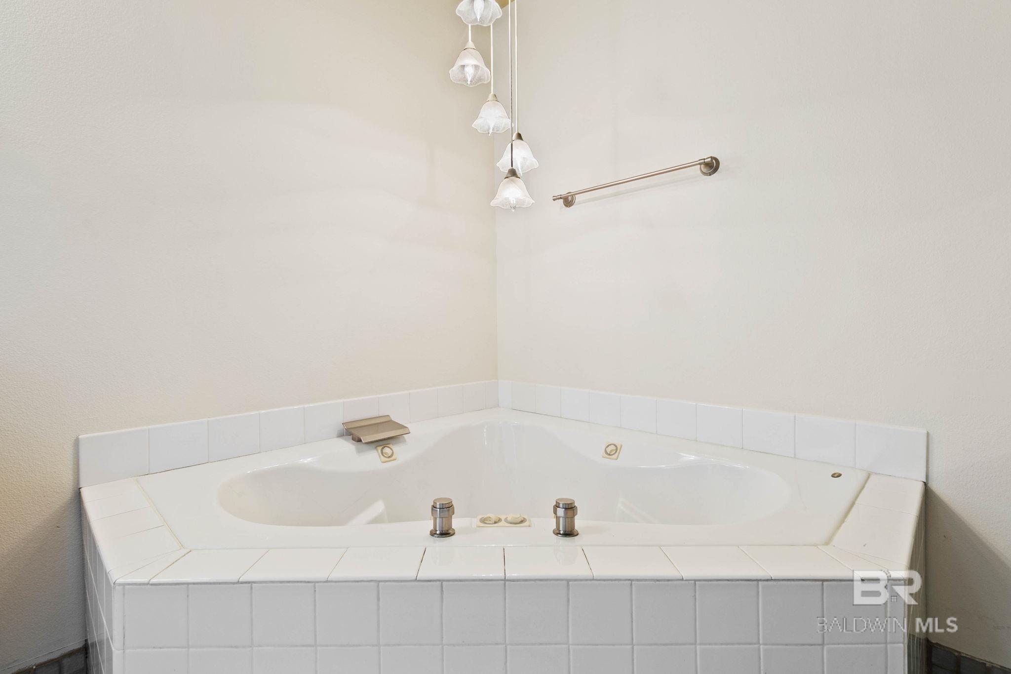 232 Harrison Circle, Gulf Shores, AL, 36542