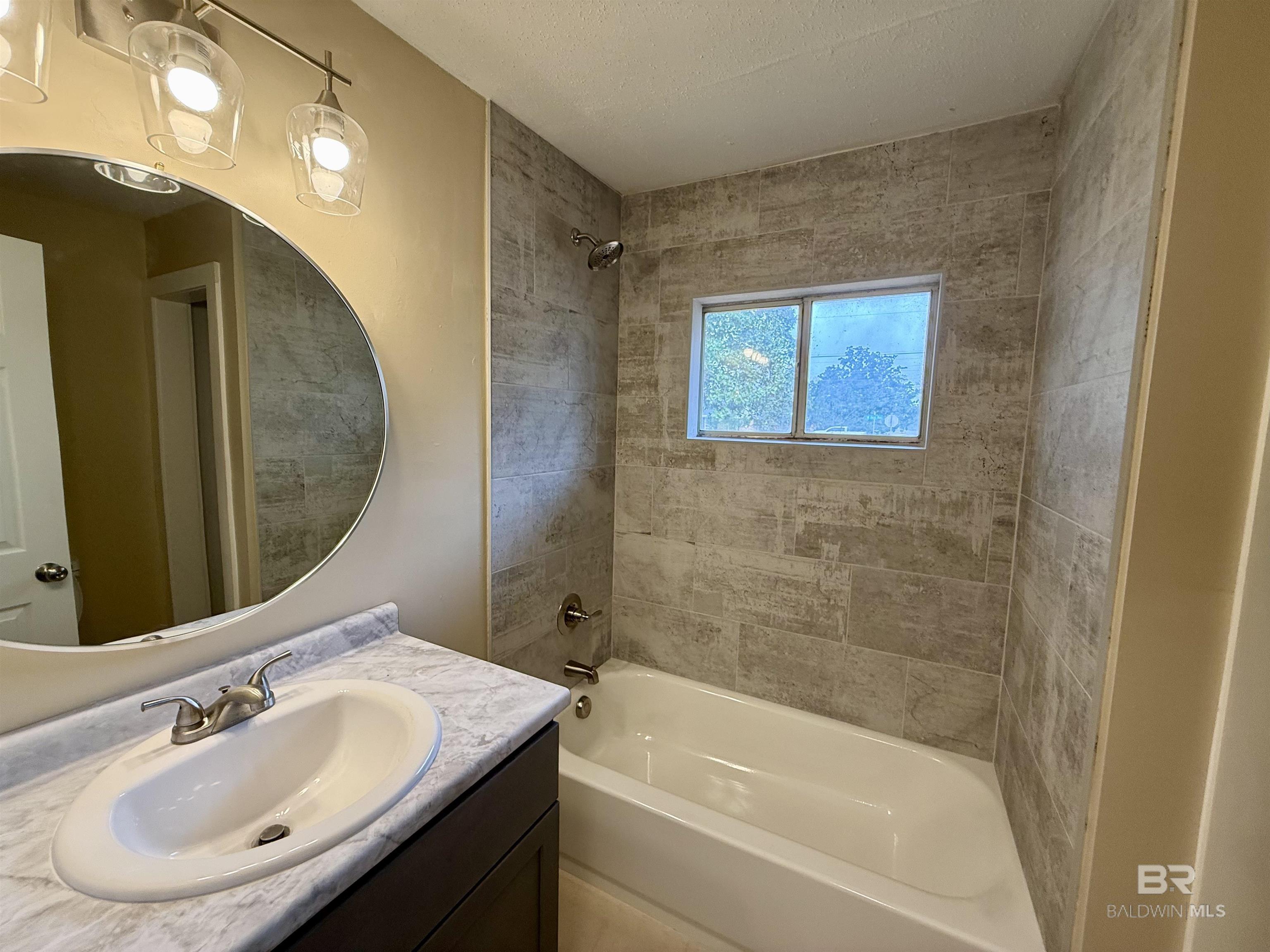 1213 N Pine Street, Foley, AL, 36535