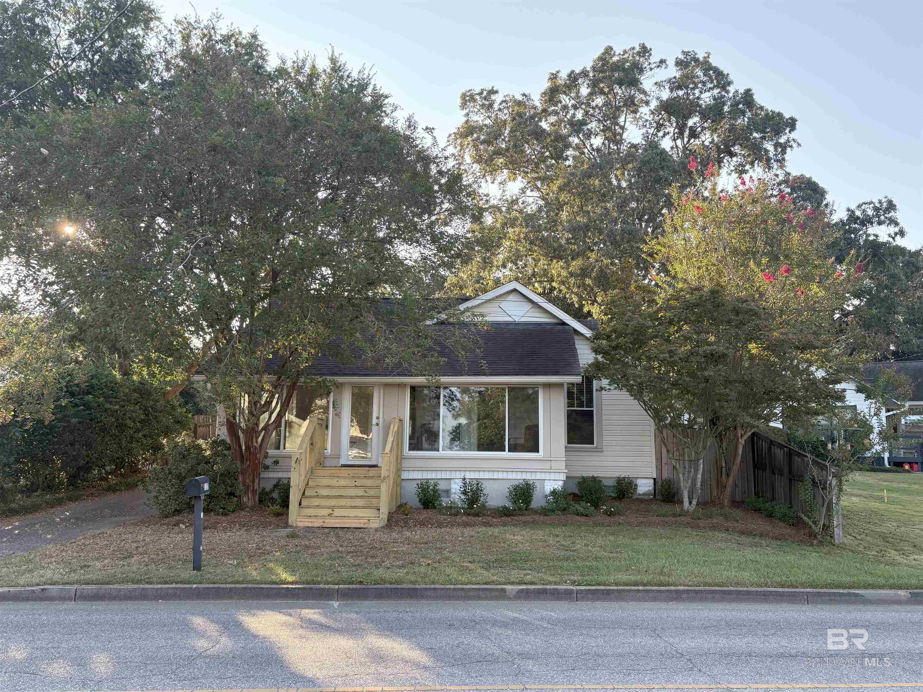 217 S Mobile Street, Fairhope, AL, 36532