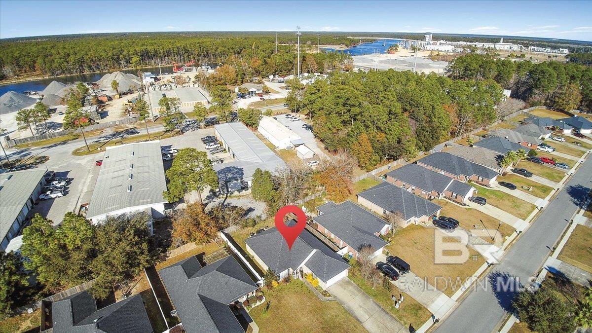 https://zimg.paragon.ice.com/ParagonImages/Property/PG/BCAR/392587/27/0/0/9db52621f7aa47c0c29ec03066496ad8/7/a707d770b50ab5fb482c9892200194f1/392587-3708edb1-a7e1-405f-9863-303c6ab3454b.JPG