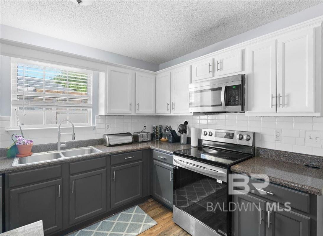 https://zimg.paragon.ice.com/ParagonImages/Property/PG/BCAR/392587/8/0/0/0292bd4f24f98e5e894e56b41f19a8c6/7/a707d770b50ab5fb482c9892200194f1/392587-70fe39ee-6367-450b-bf42-ec930e810ba4.JPG