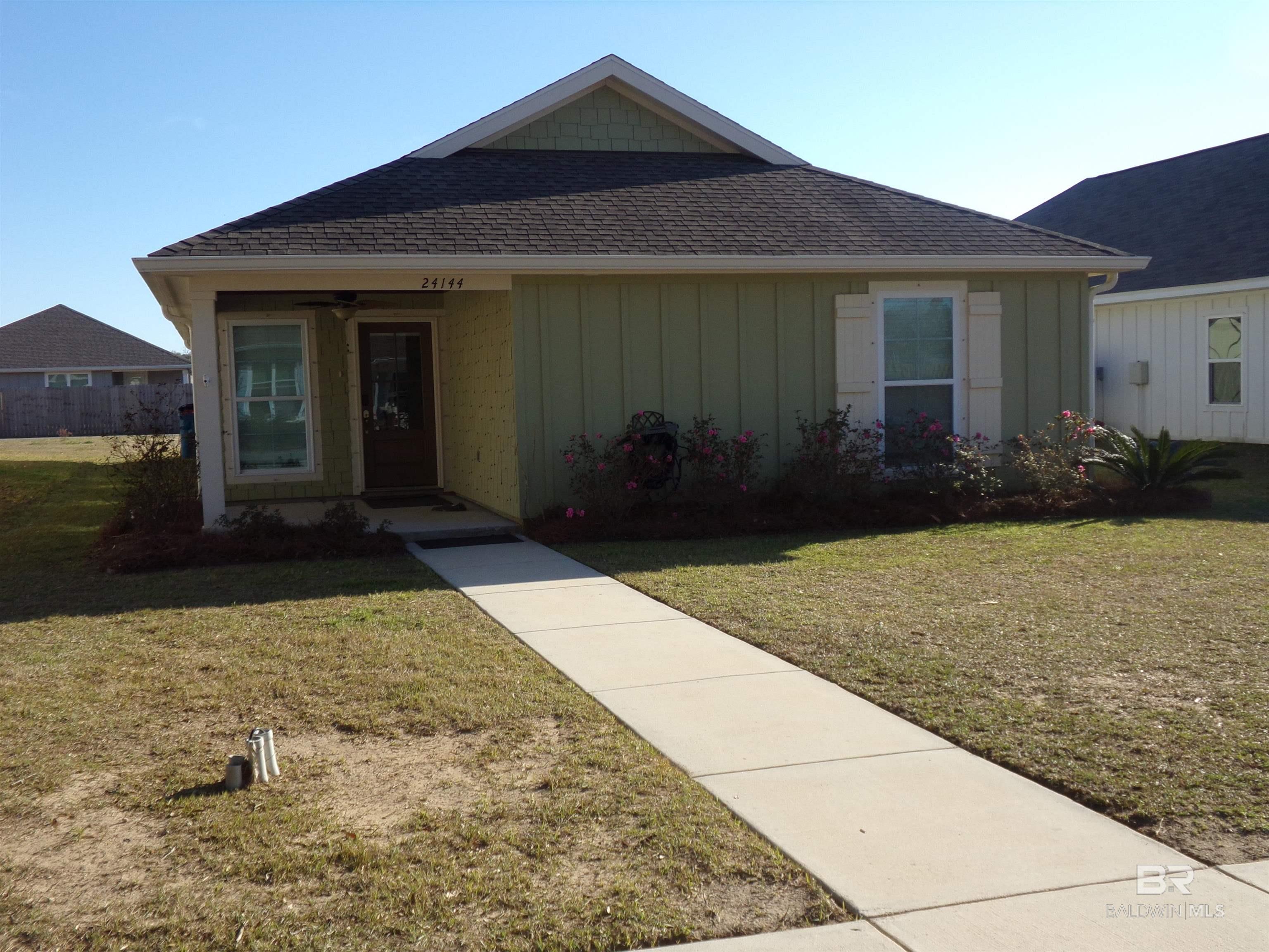 Gulf Shores Middle School - Homes for Sale
