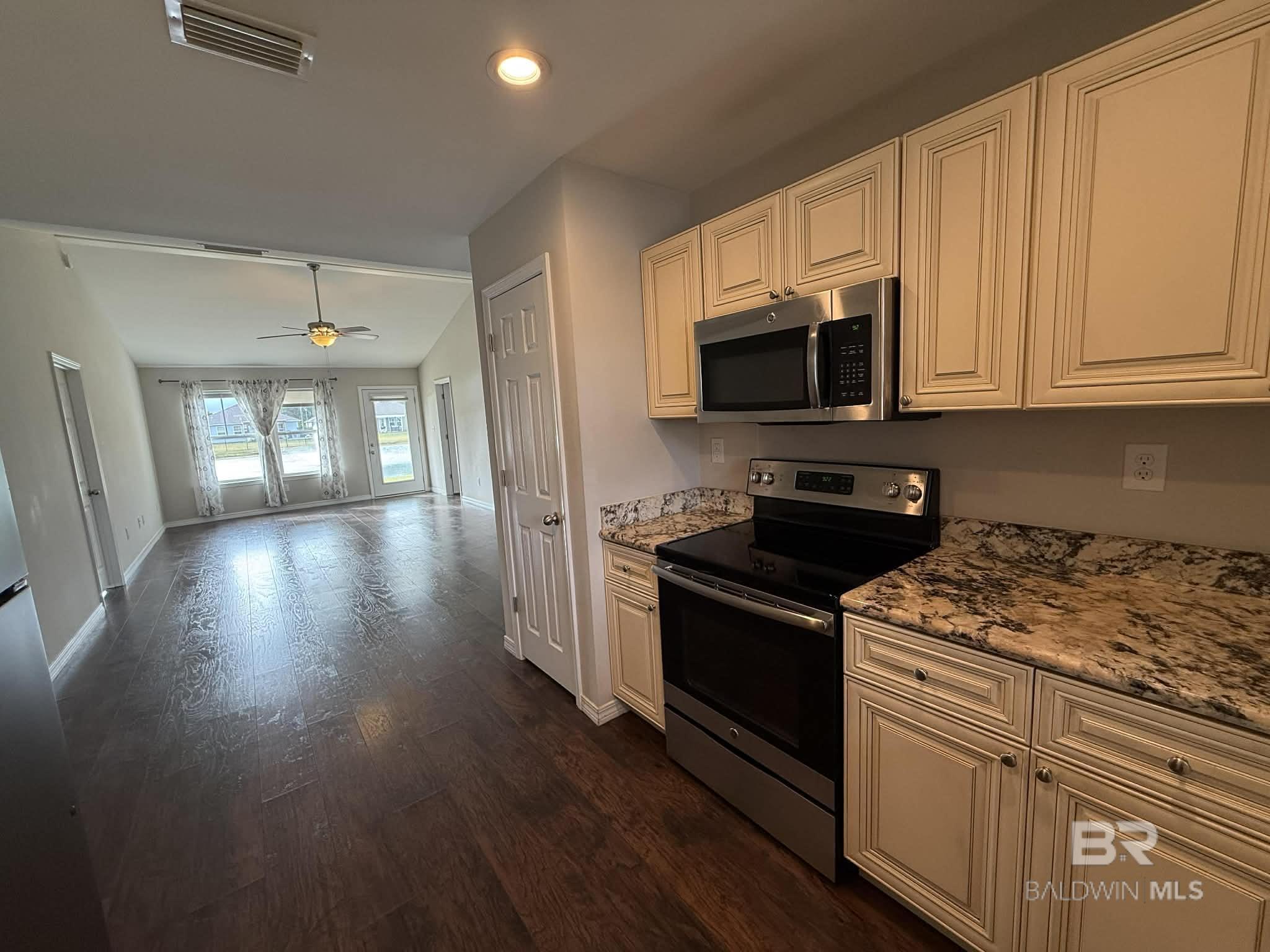 912 Sentinel Circle, Foley, AL, 36535