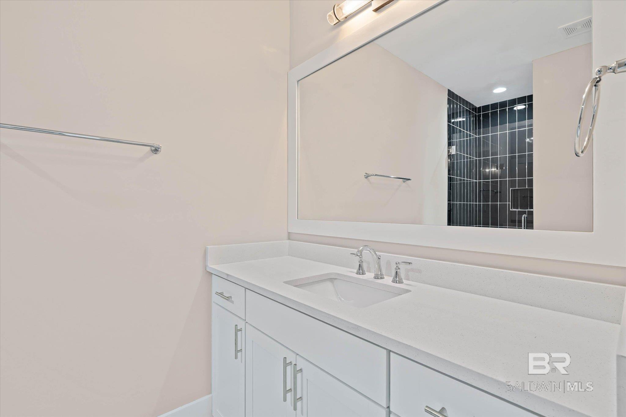 951 W Lagoon Avenue UNIT HH, Gulf Shores, AL, 36542