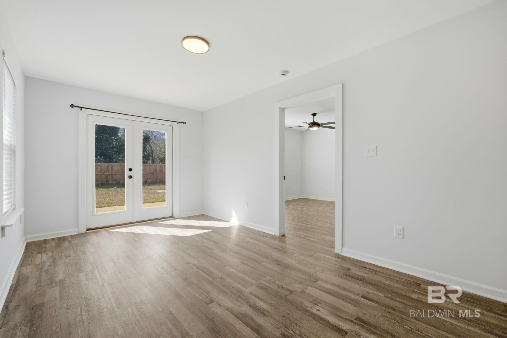 Robertsdale, AL, 36567