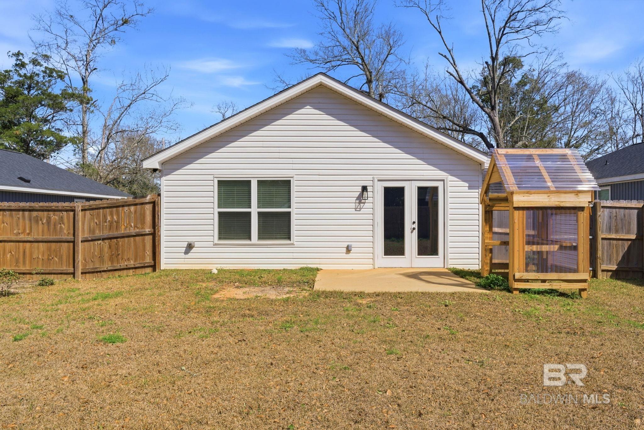 Robertsdale, AL, 36567