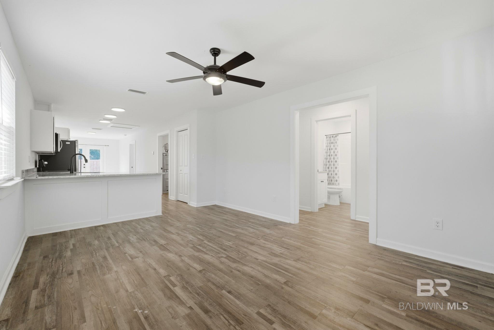 Robertsdale, AL, 36567