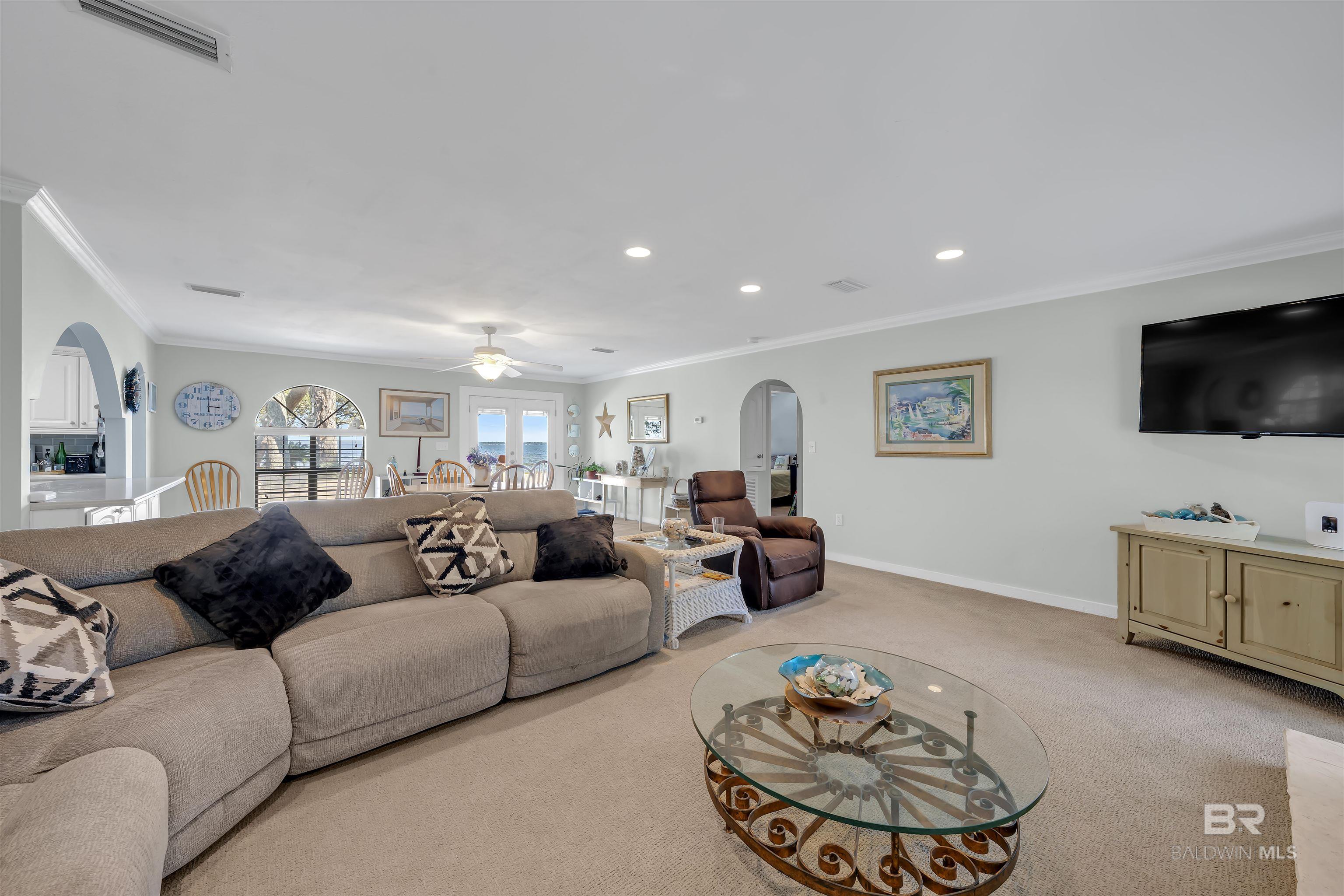 9462 Bay View Drive, Lillian, AL, 36549