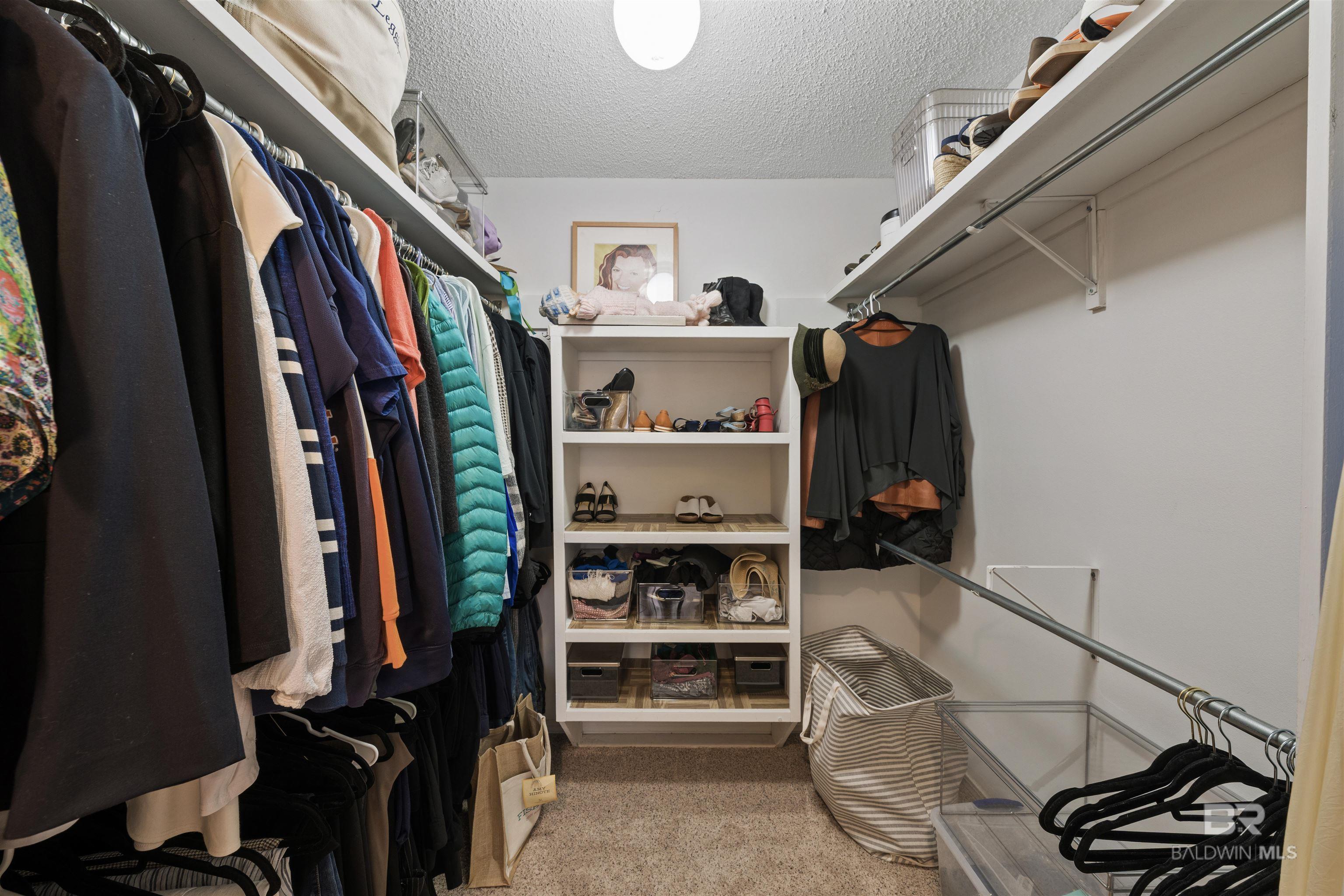https://zimg.paragon.ice.com/ParagonImages/Property/PG/BCAR/392808/26/0/0/5d2eee703301b6b233bc2dd03914f711/7/08202bd6890089521e5a3330330ac8aa/392808-36a9f2e9-70c5-433f-8e6d-5c7c171e59d6.JPG
