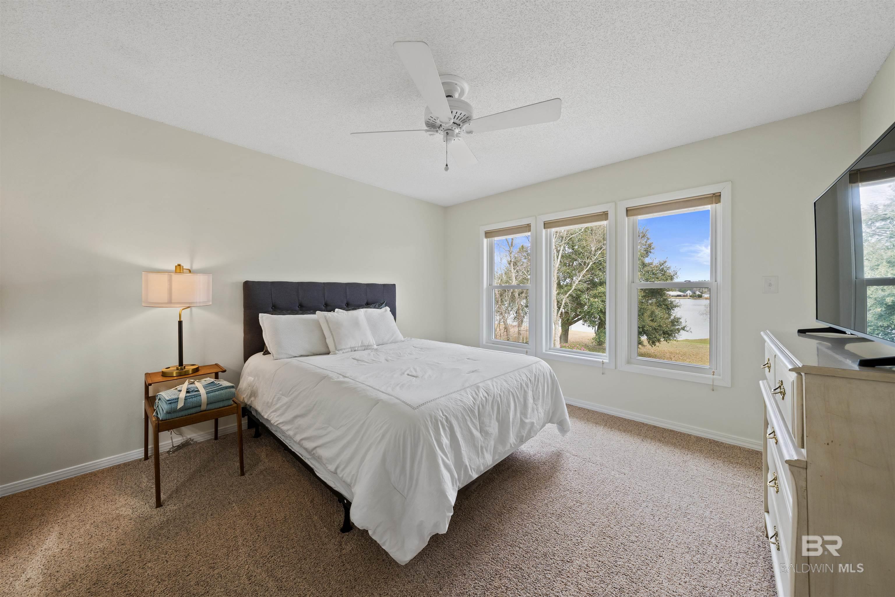 https://zimg.paragon.ice.com/ParagonImages/Property/PG/BCAR/392808/34/0/0/ec60f50e56df3b1d00d74fdbef8920ee/7/08202bd6890089521e5a3330330ac8aa/392808-aff1ae71-46b1-4fa1-97ec-230c8d65c341.JPG