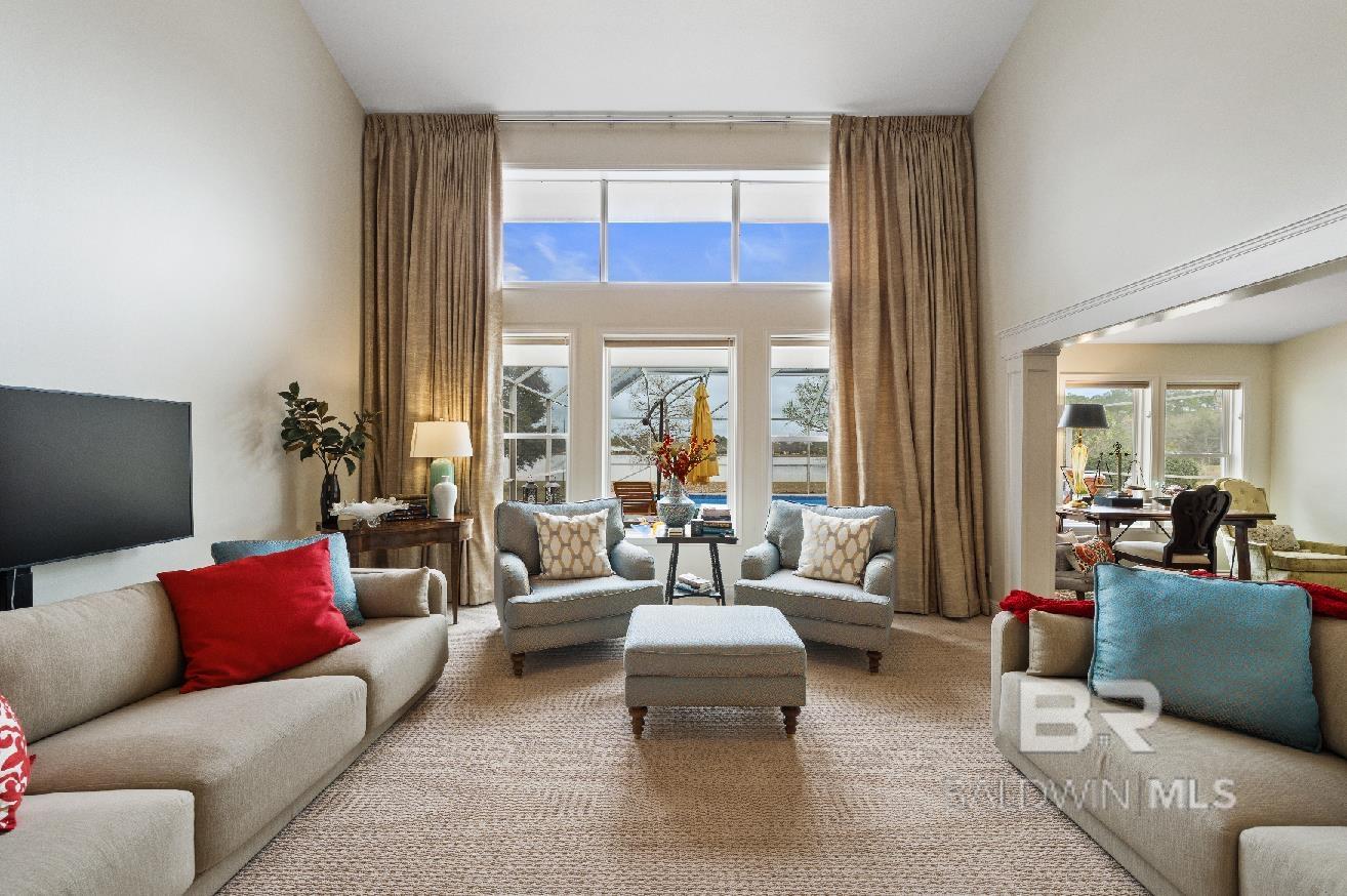 https://zimg.paragon.ice.com/ParagonImages/Property/PG/BCAR/392808/8/0/0/0b515e24e665a168de33e08ef34f69c4/7/08202bd6890089521e5a3330330ac8aa/392808-dca36c42-de22-4c06-9644-1135f95c5e84.JPG