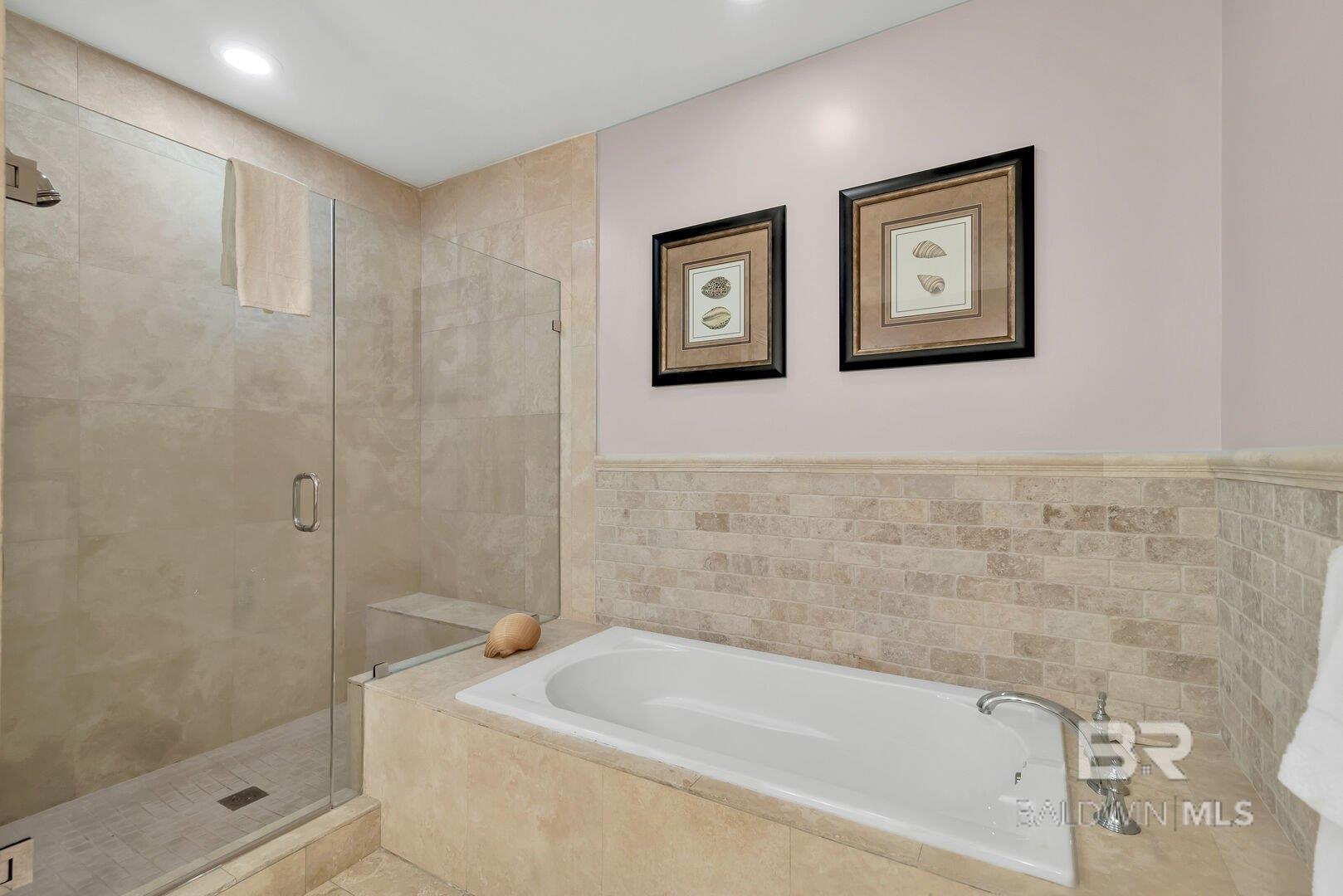 4851 Wharf Parkway UNIT 423, Orange Beach, AL, 36561