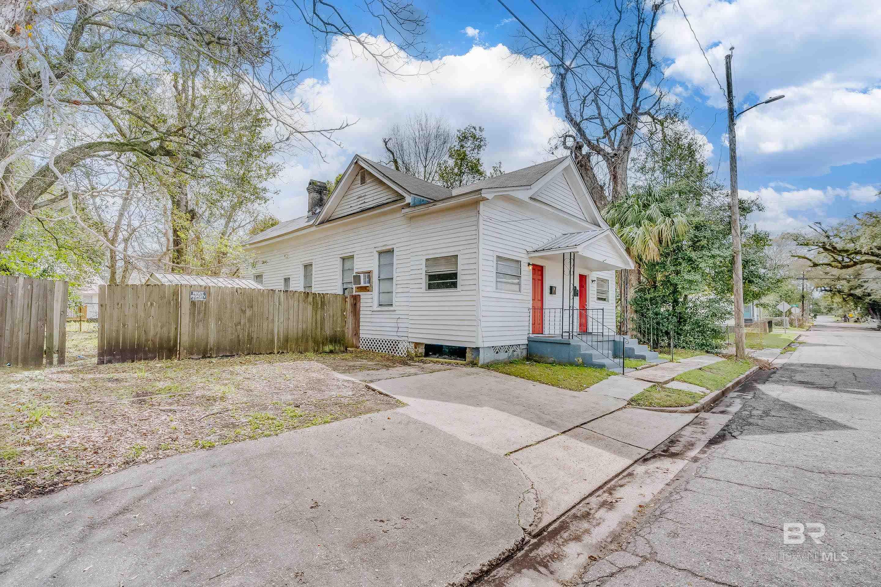 1005 Oak Street, Mobile, AL, 36604