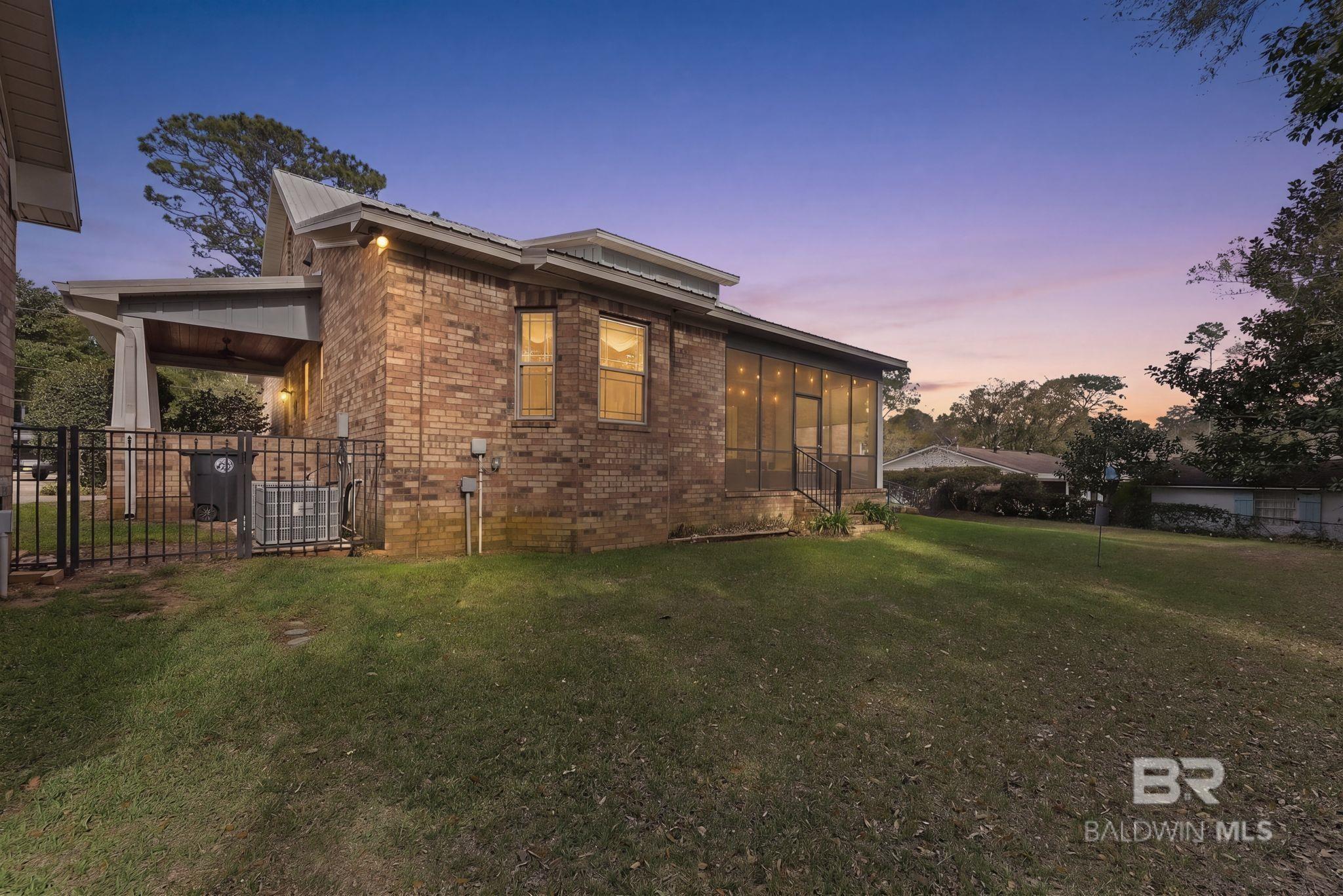 107 Ronforth Street, Fairhope, AL, 36532