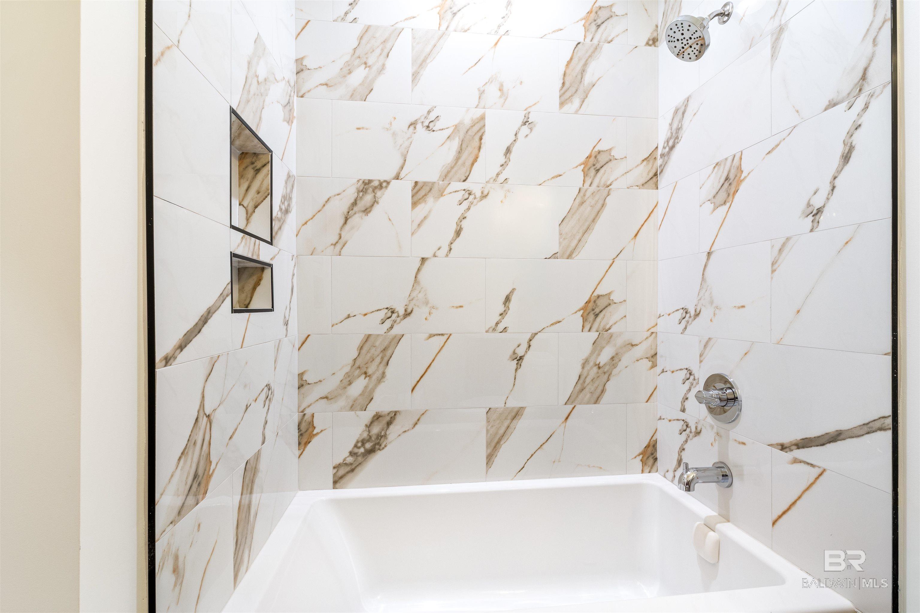 392987 | Photo 39