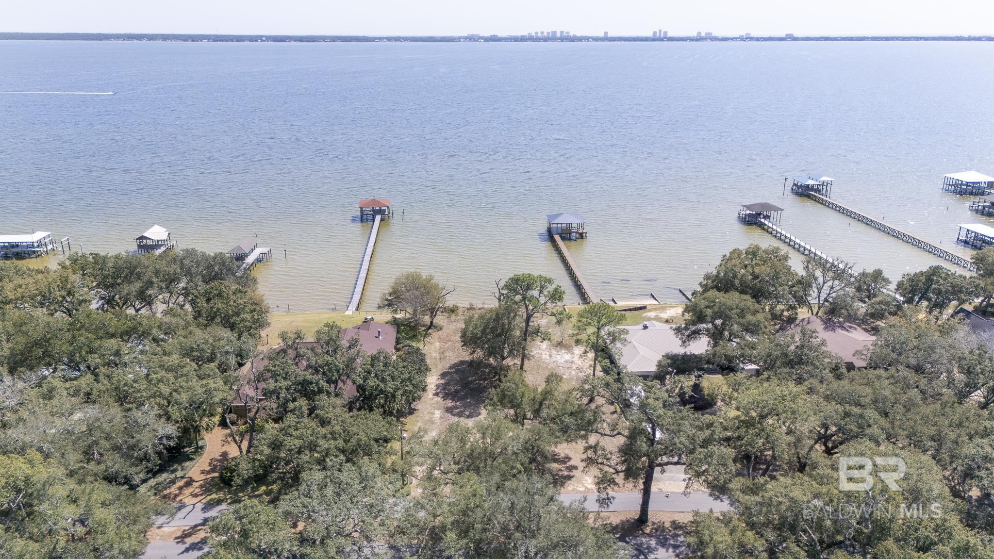 9202 Bay View Drive, Lillian, AL, 36549