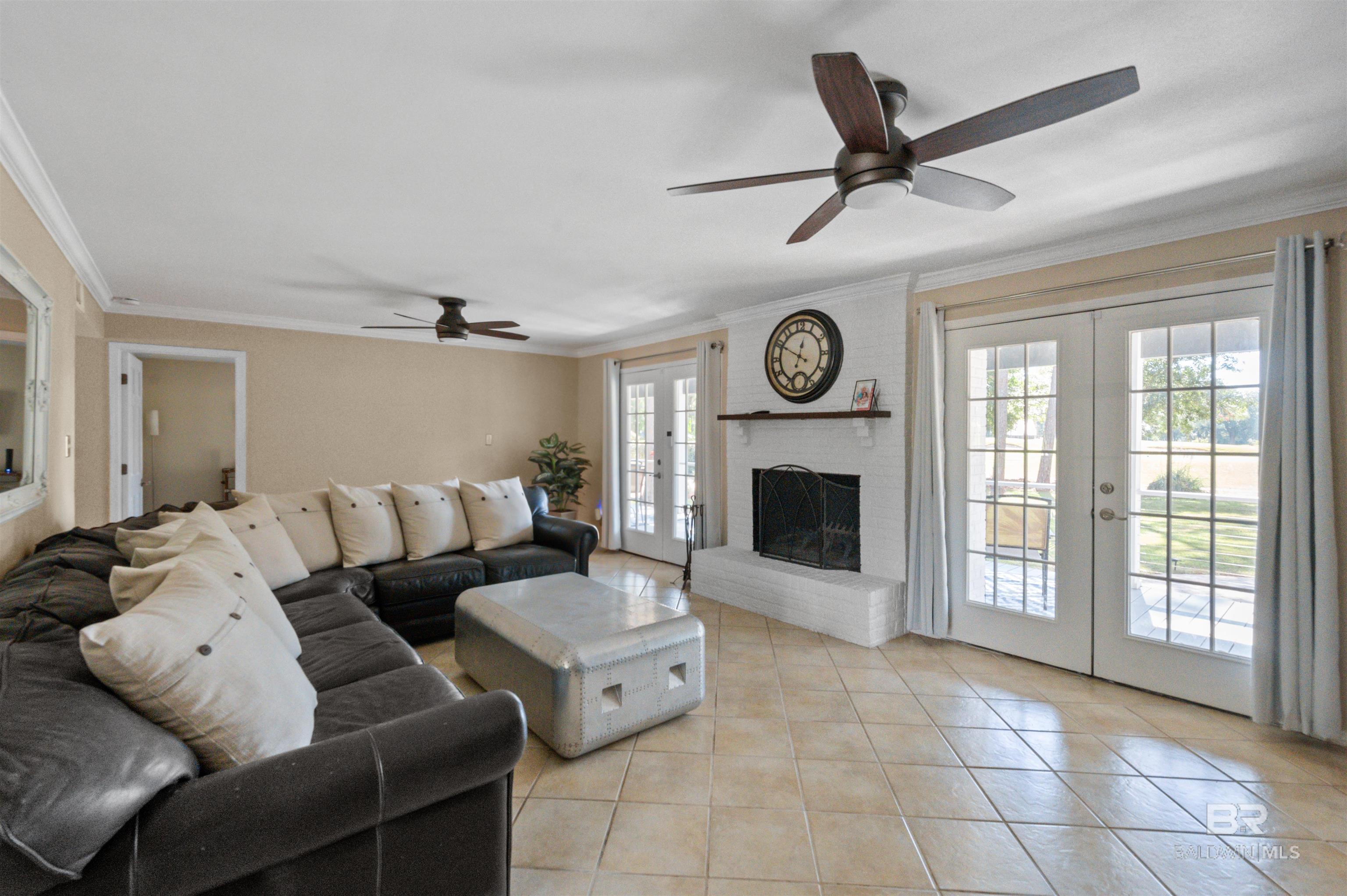 437 Wedgewood Drive, Gulf Shores, AL, 36542-3057