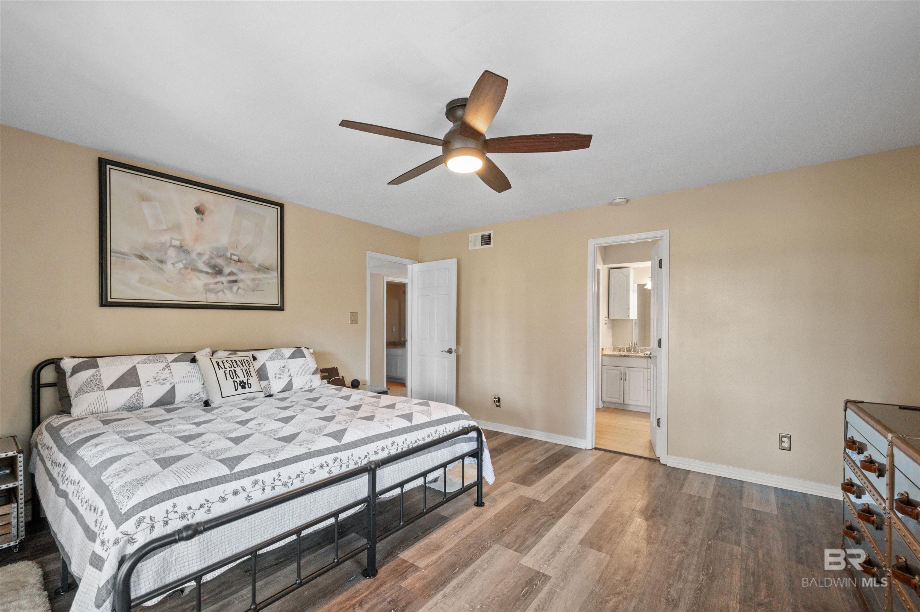 437 Wedgewood Drive, Gulf Shores, AL, 36542-3057