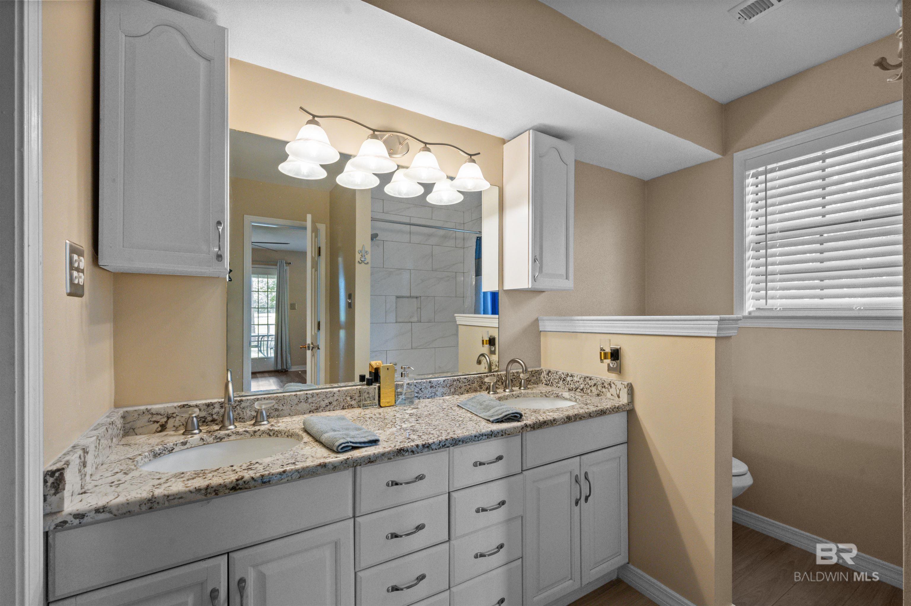 437 Wedgewood Drive, Gulf Shores, AL, 36542-3057