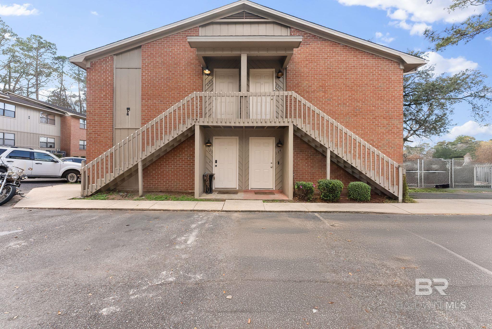 512 Lake Forest Boulevard 124F