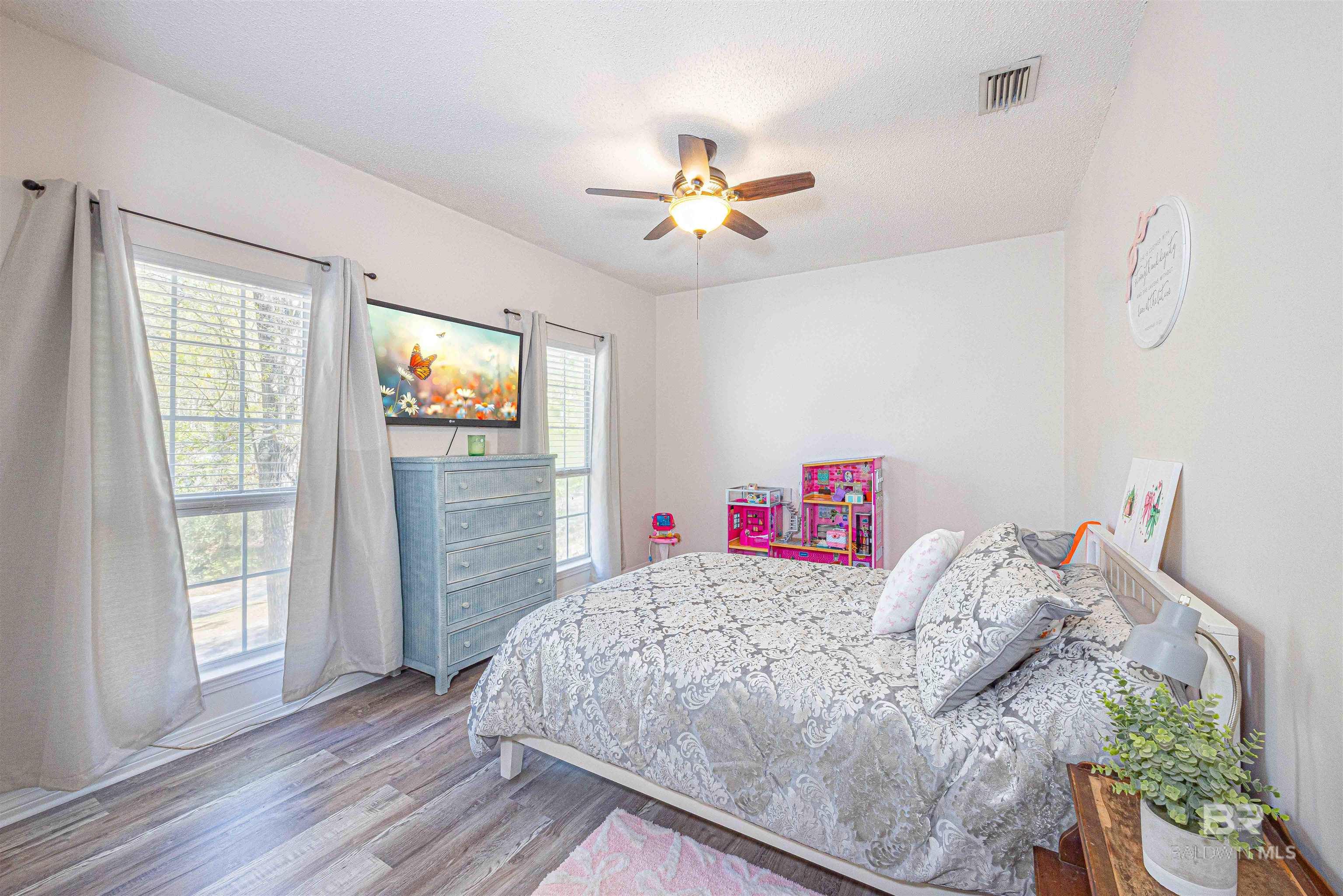 689 Ridgewood Drive, Daphne, AL, 36526