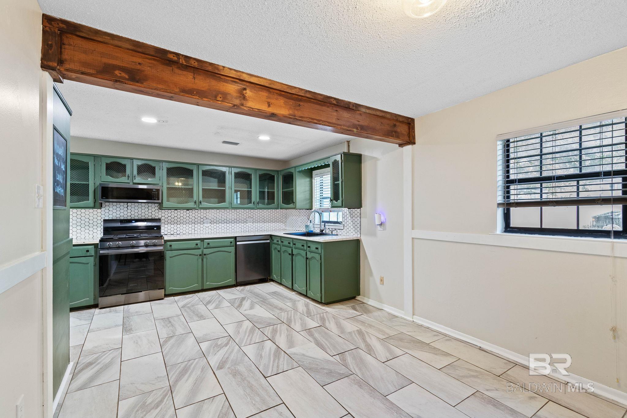 301 Azalea Circle, Mobile, AL, 36608