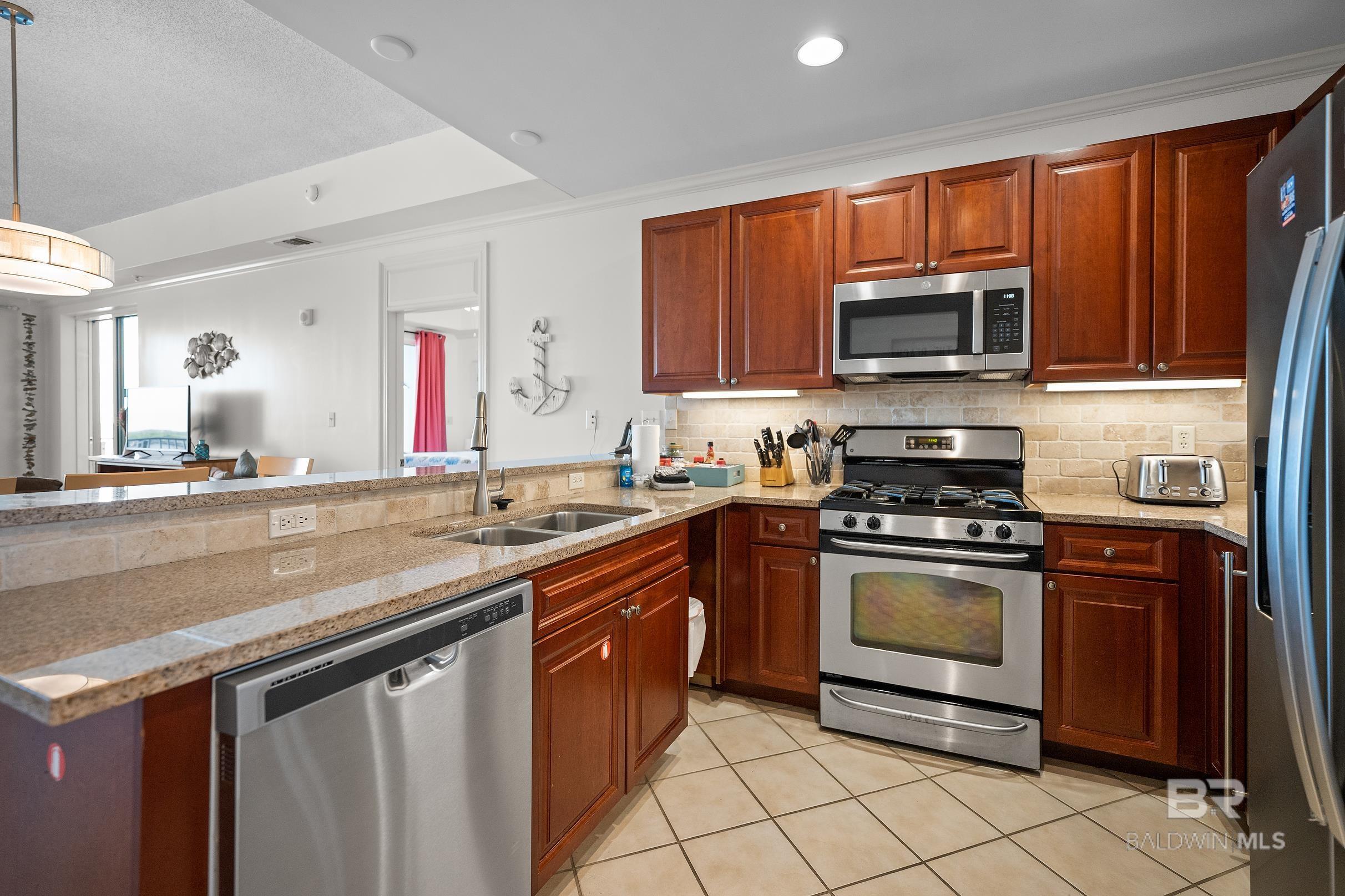 4851 Wharf Parkway UNIT 821, Orange Beach, AL, 36561