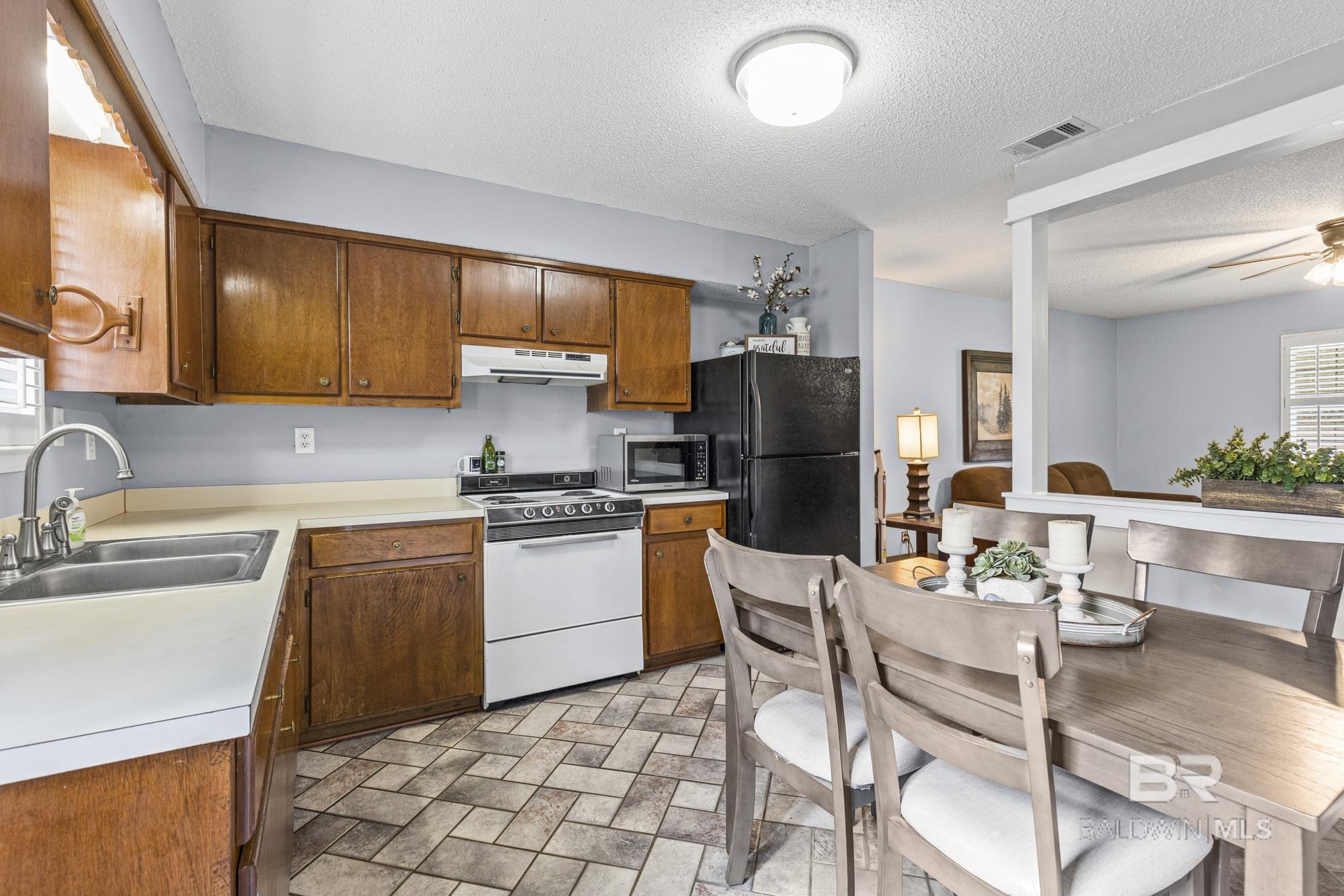 10525 Pete Sentz Road, Mobile, AL, 36608