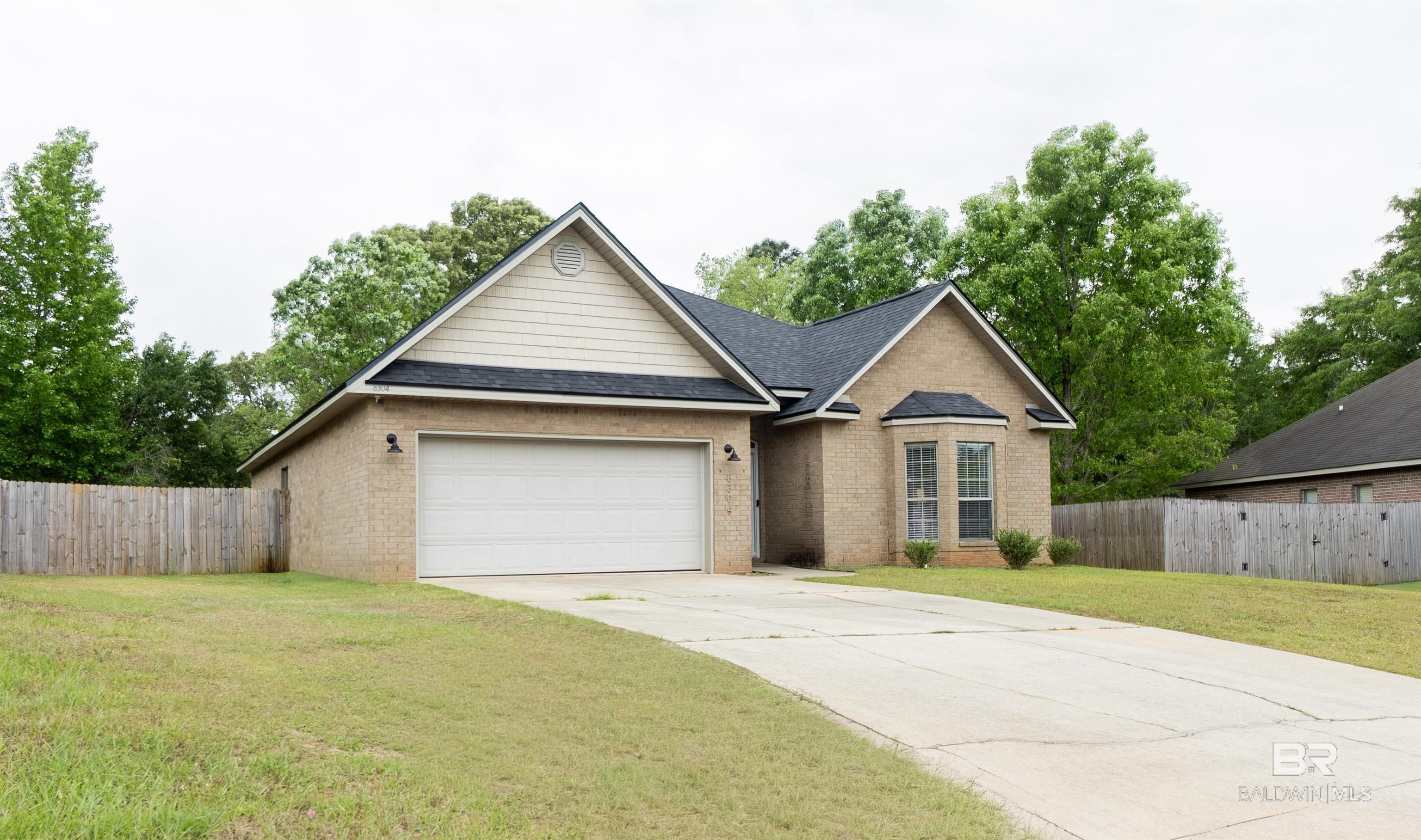 https://zimg.paragon.ice.com/ParagonImages/Property/PG/BCAR/393248/1/0/0/f05e9f47c2f740fec741e31c06d568ca/7/7e6d2a095661faeaec458cc19464ff4a/393248-8383427f-bc4f-4648-bd1c-d6d62f9d2958.JPG