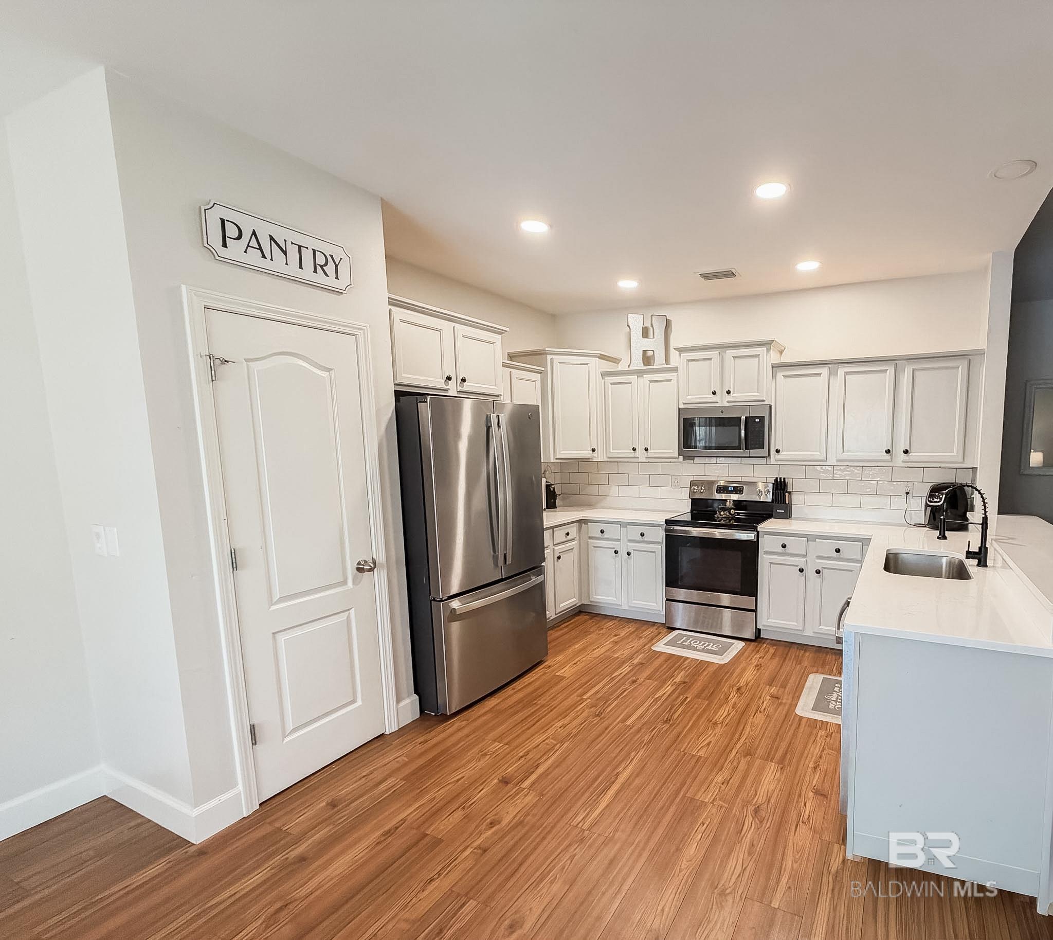 8304 E Willow Trace Court, Wilmer, AL, 36587