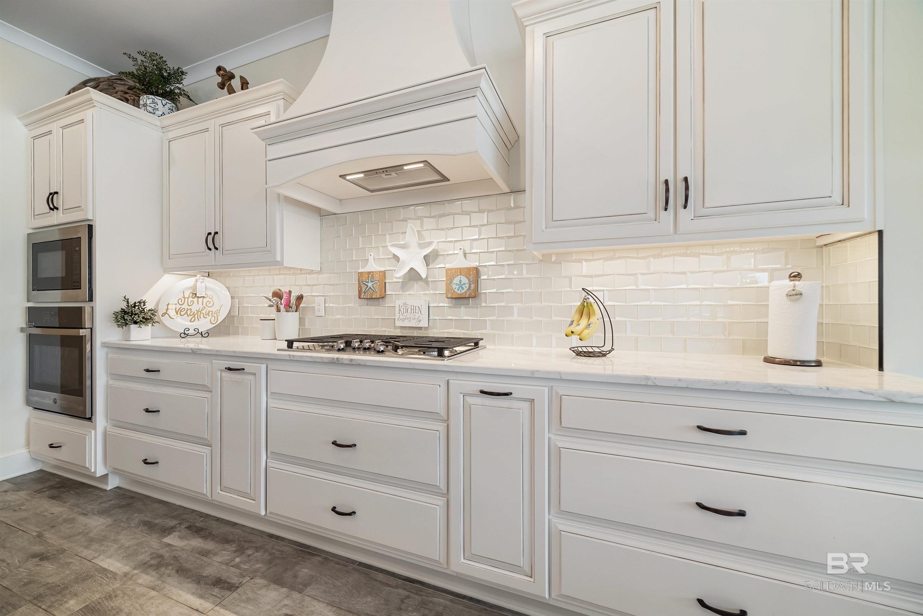 557 Willow Point Court, Gulf Shores, AL, 36542