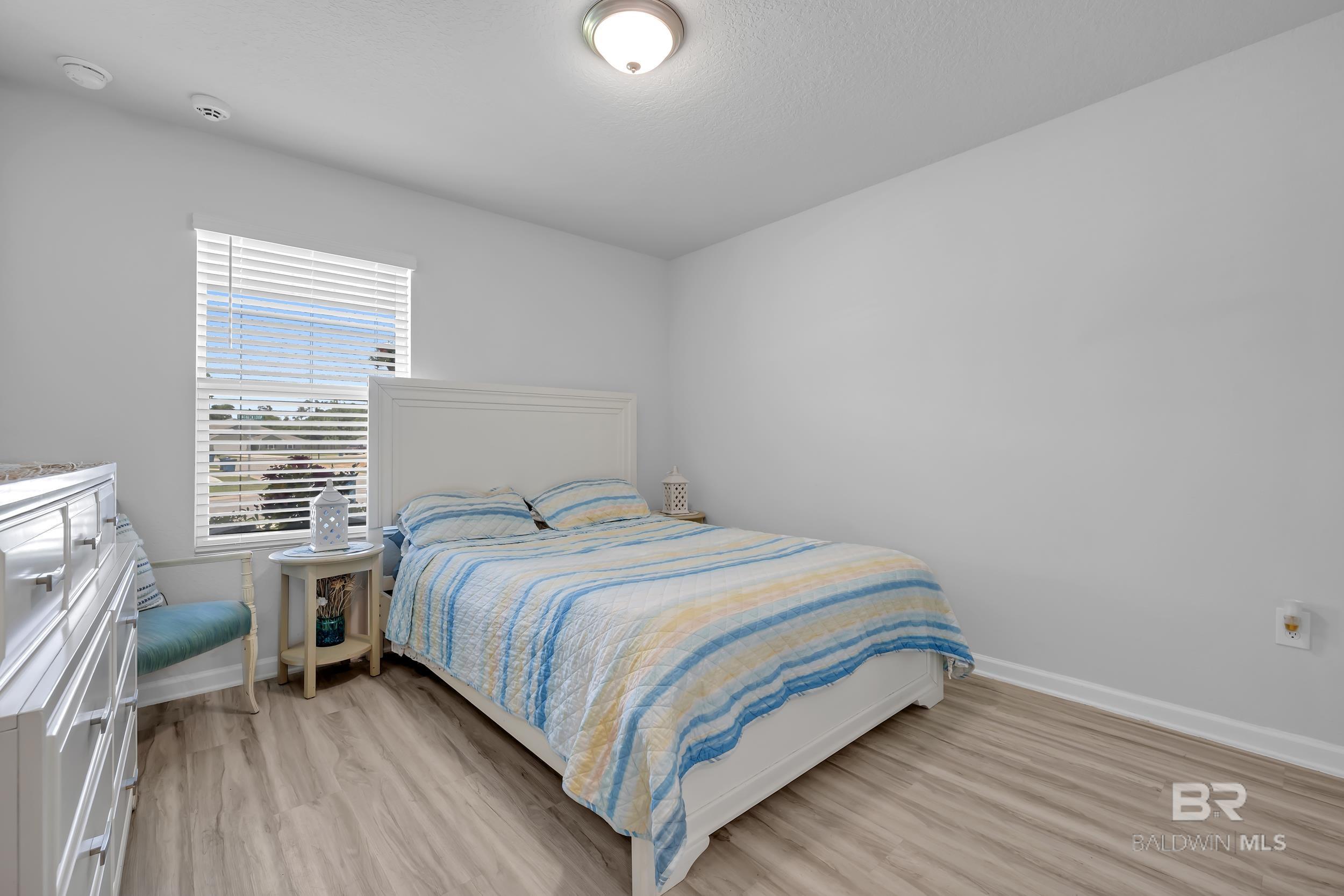 https://zimg.paragon.ice.com/ParagonImages/Property/PG/BCAR/393332/25/0/0/1dabff3b6d8c6d1a71f91f453df576ee/7/4b6356edfc9269683360e4326f29a5ee/393332-6fe47c14-510f-4d0b-8a4f-e3880f1b2aa8.JPG
