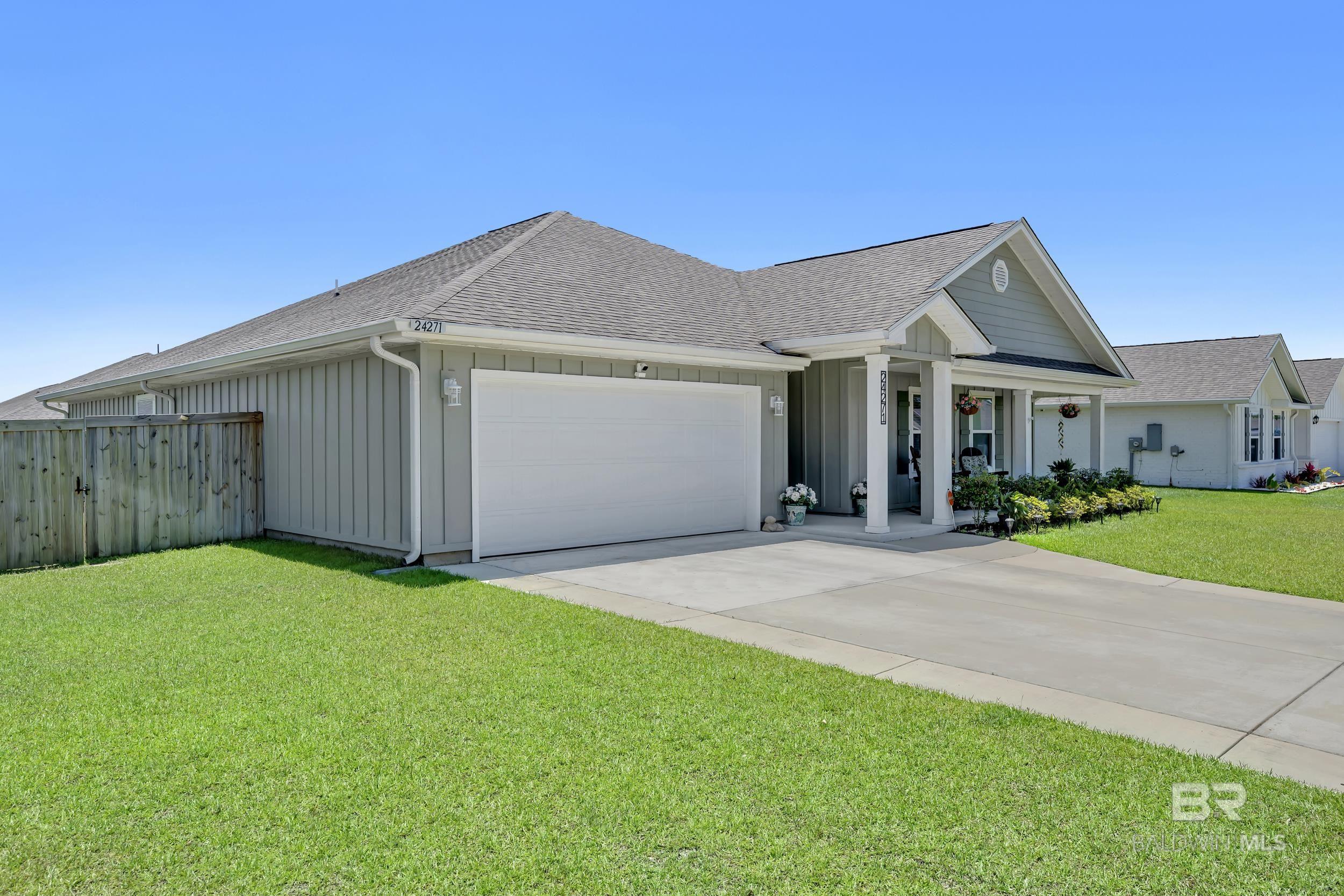 https://zimg.paragon.ice.com/ParagonImages/Property/PG/BCAR/393332/36/0/0/d933cf396ac3577c2c90194644759ad2/7/4b6356edfc9269683360e4326f29a5ee/393332-68c48fa3-c0ee-4d19-b23a-6408f3cda686.JPG