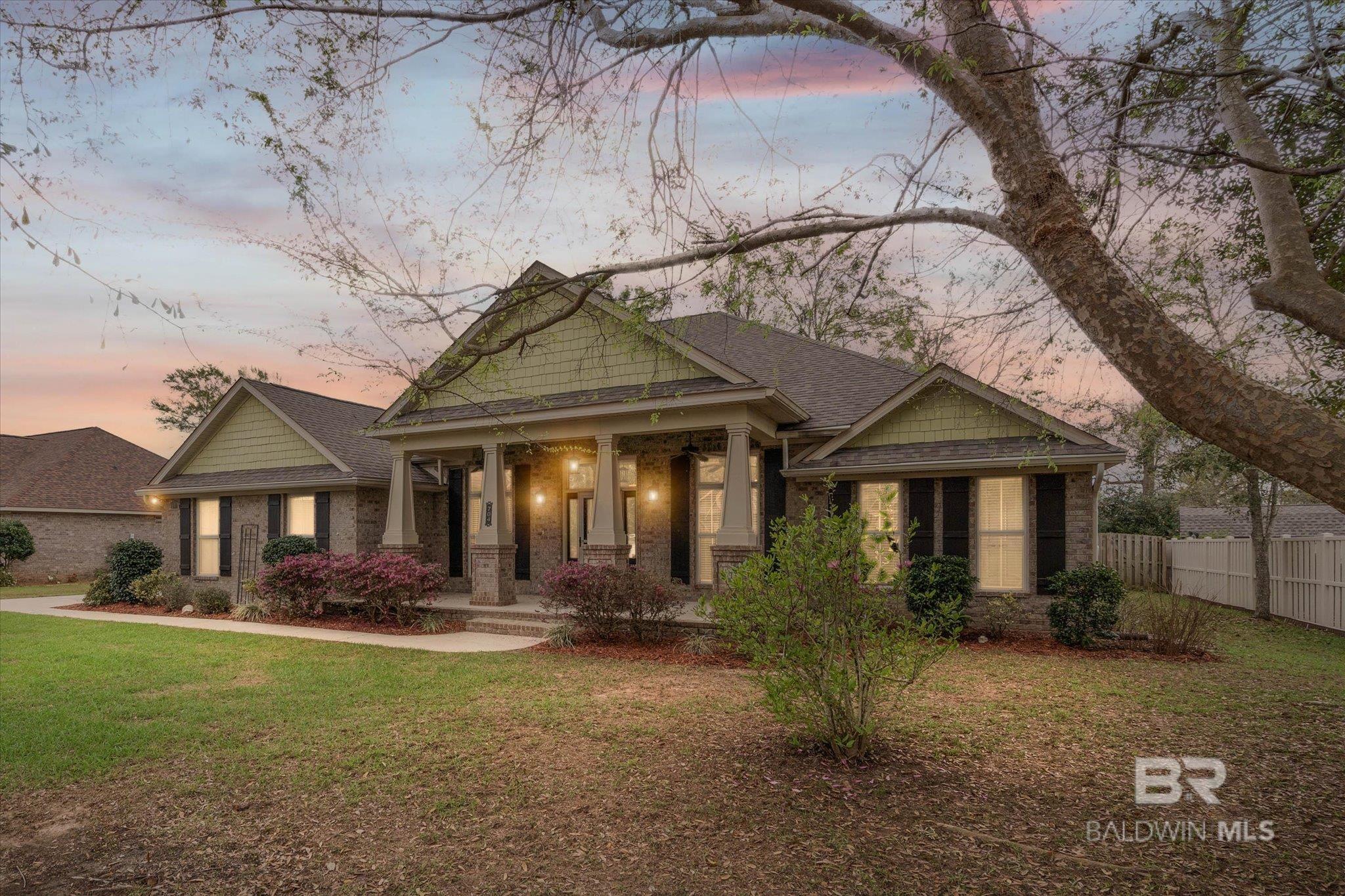 704 Edinburgh Avenue, Foley, AL, 36535